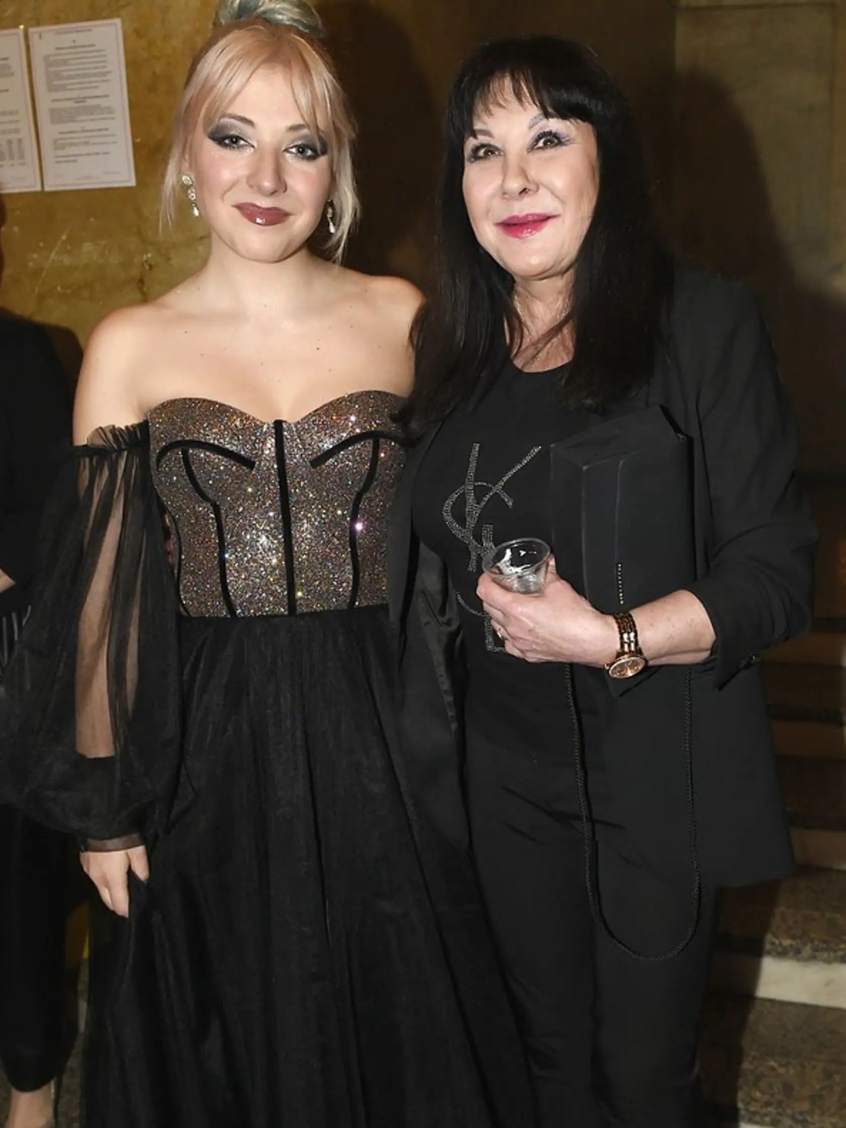 Dagmar Patrasová a dcéra Anna Julie Slováčková, máj 2023.
