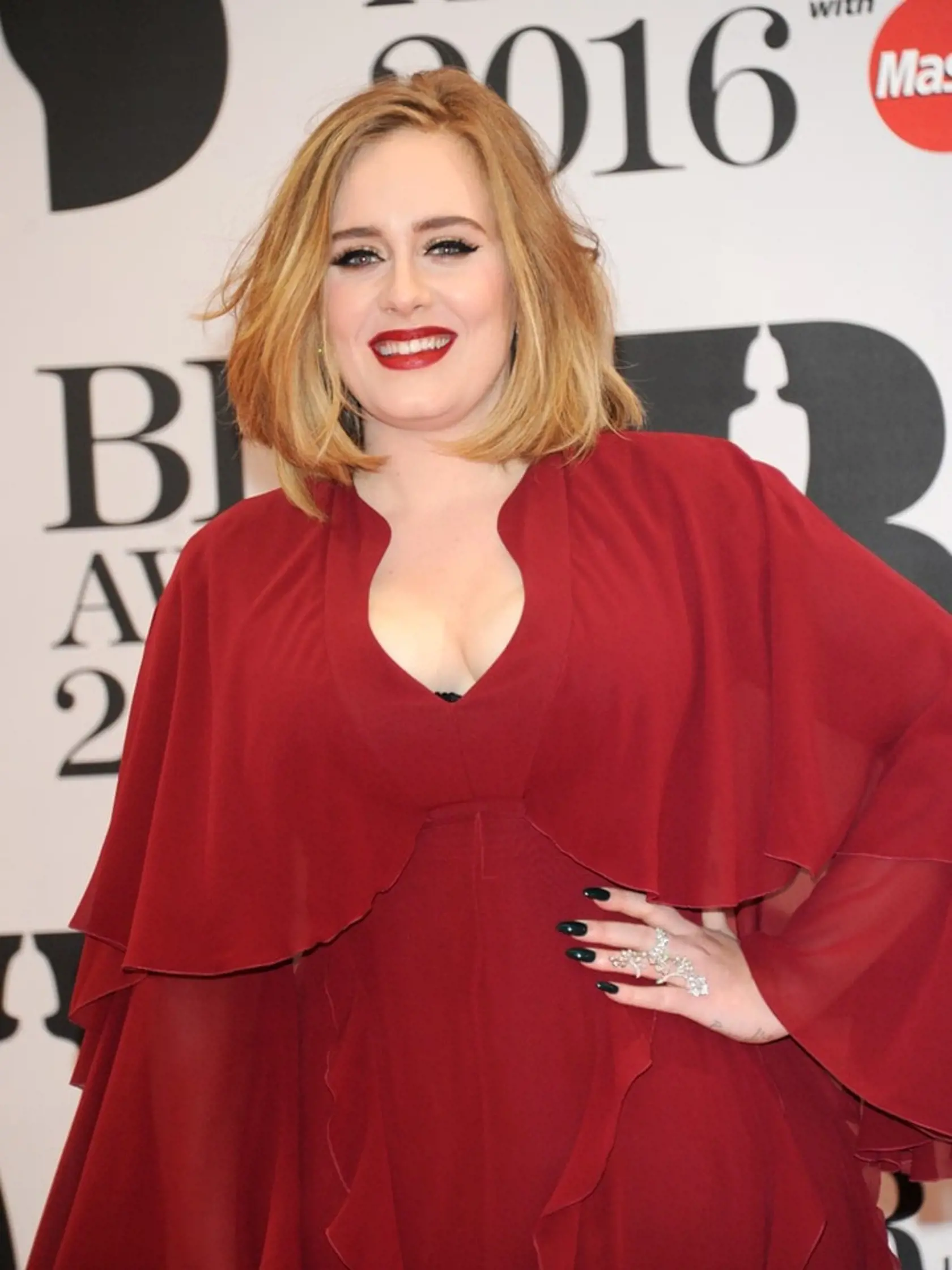 Adele je krásna, úspešná a srdečná žena
