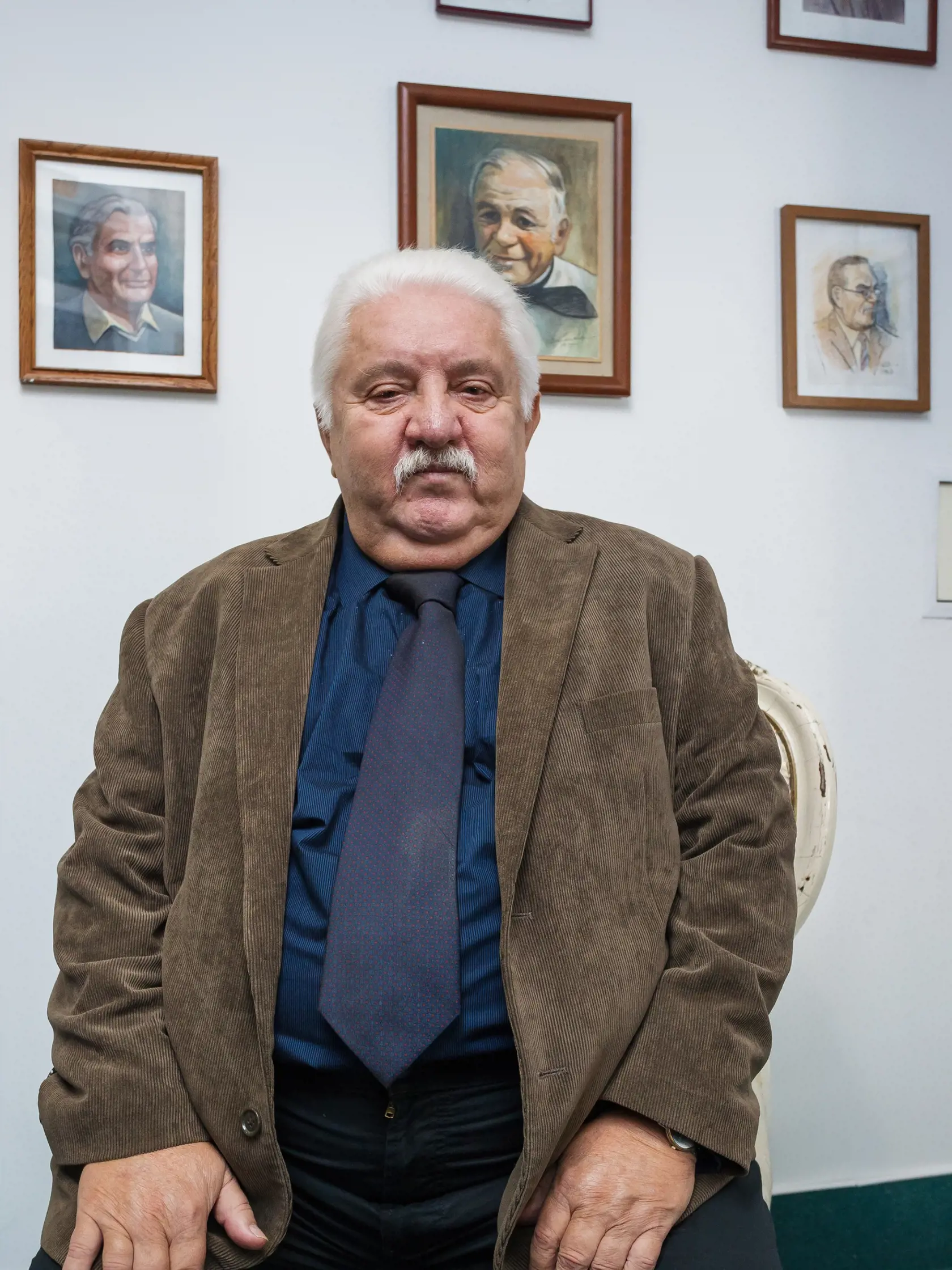 Marian Labuda pri rozhovore pre tyzdennik PLUS 7 DNI