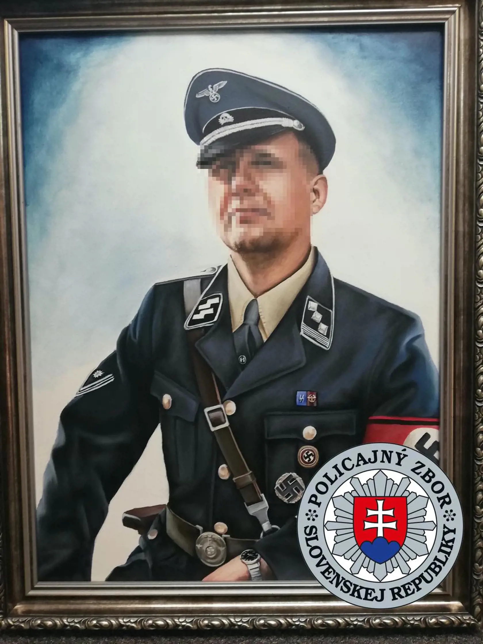NAKA našla u obvinených z akcie Šašovia extrémistický materiál.
