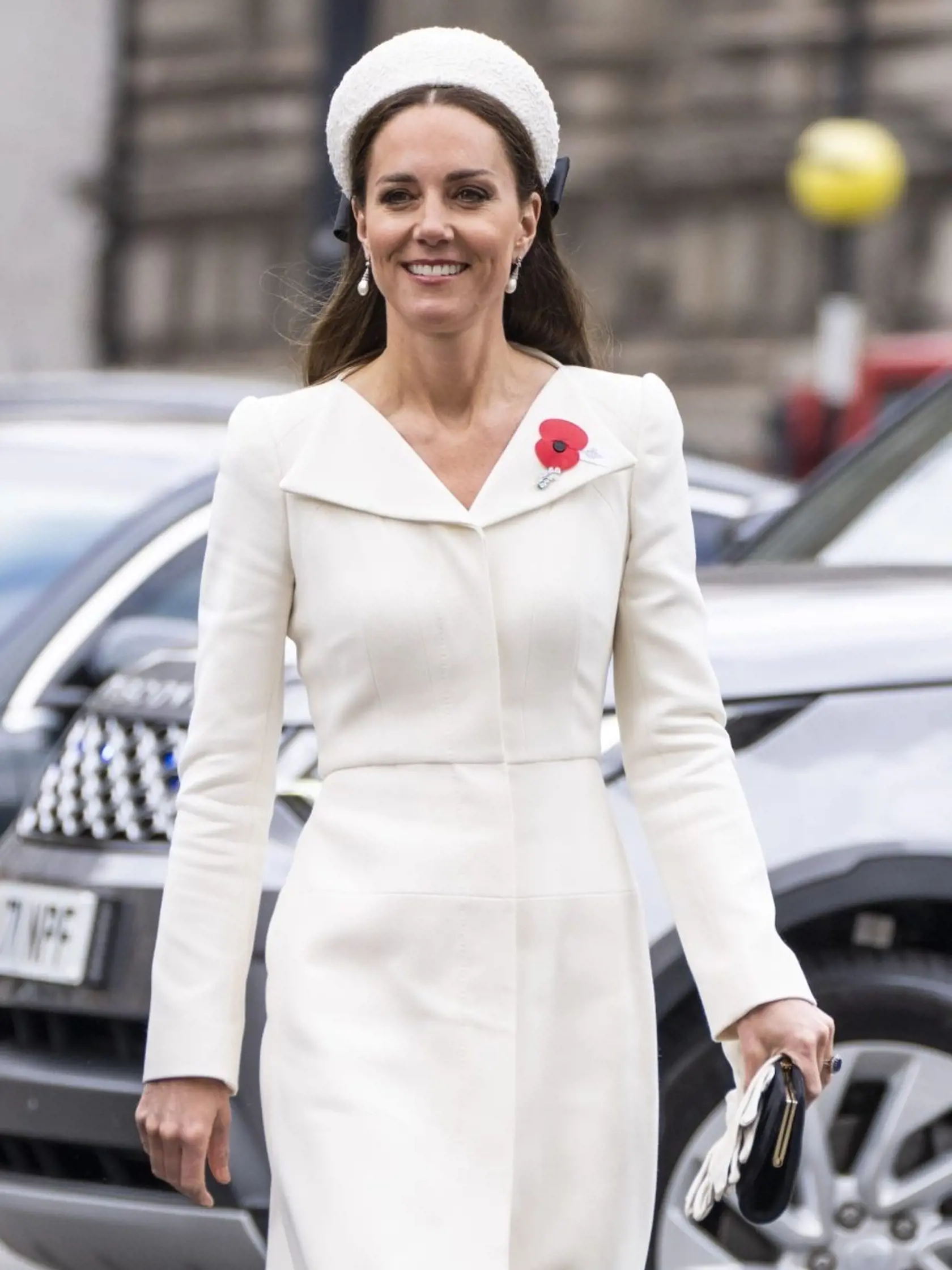 Kate v luxusnom kúsku od návrhára Alexandra McQueena.