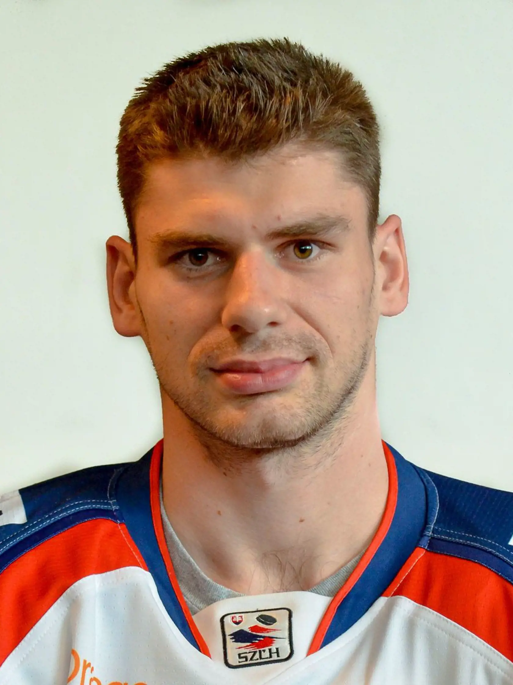 Hokejista Juraj Valach.