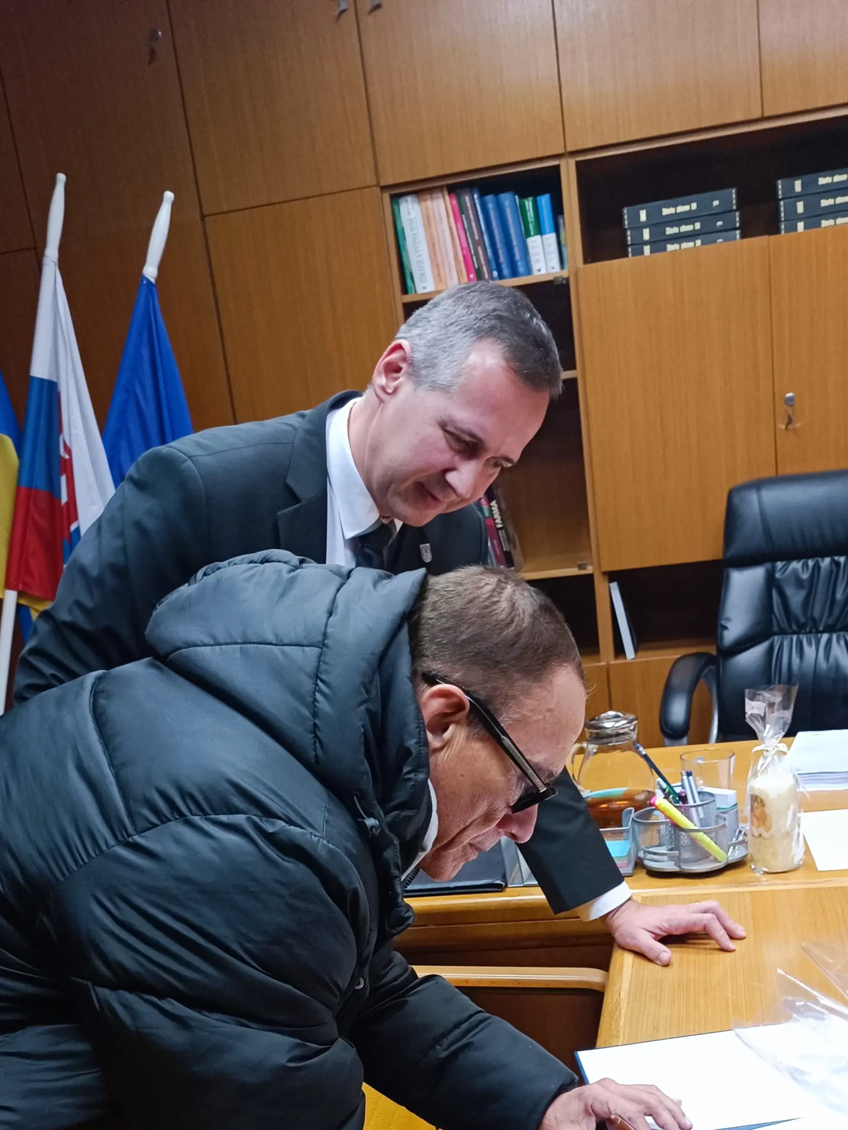 Na michalovskej radnici: Podpisovaniu nebolo konca...
