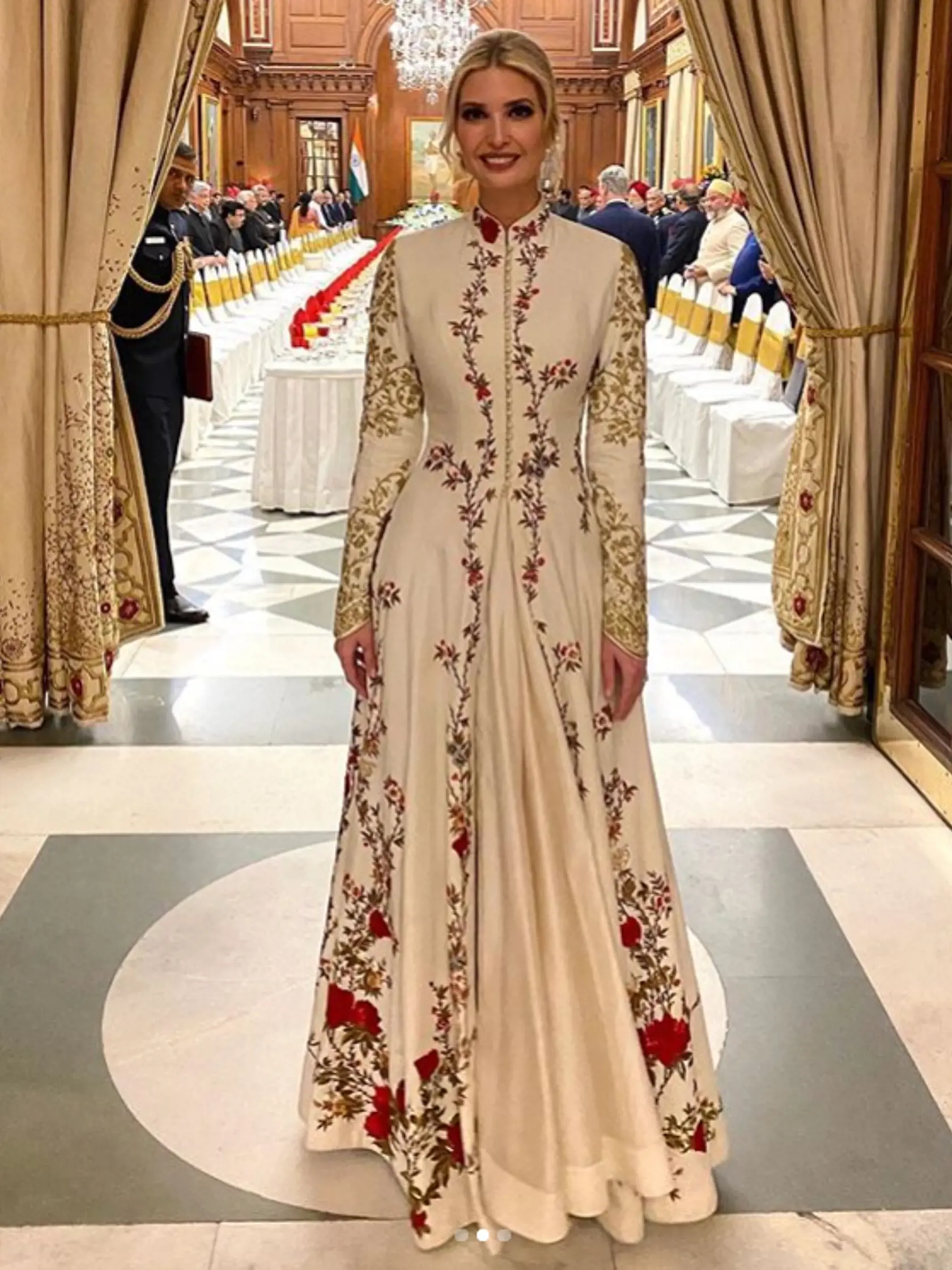 Ivanka Trump mala počas slávnostnej recepcie oblečené krásne biele šaty.