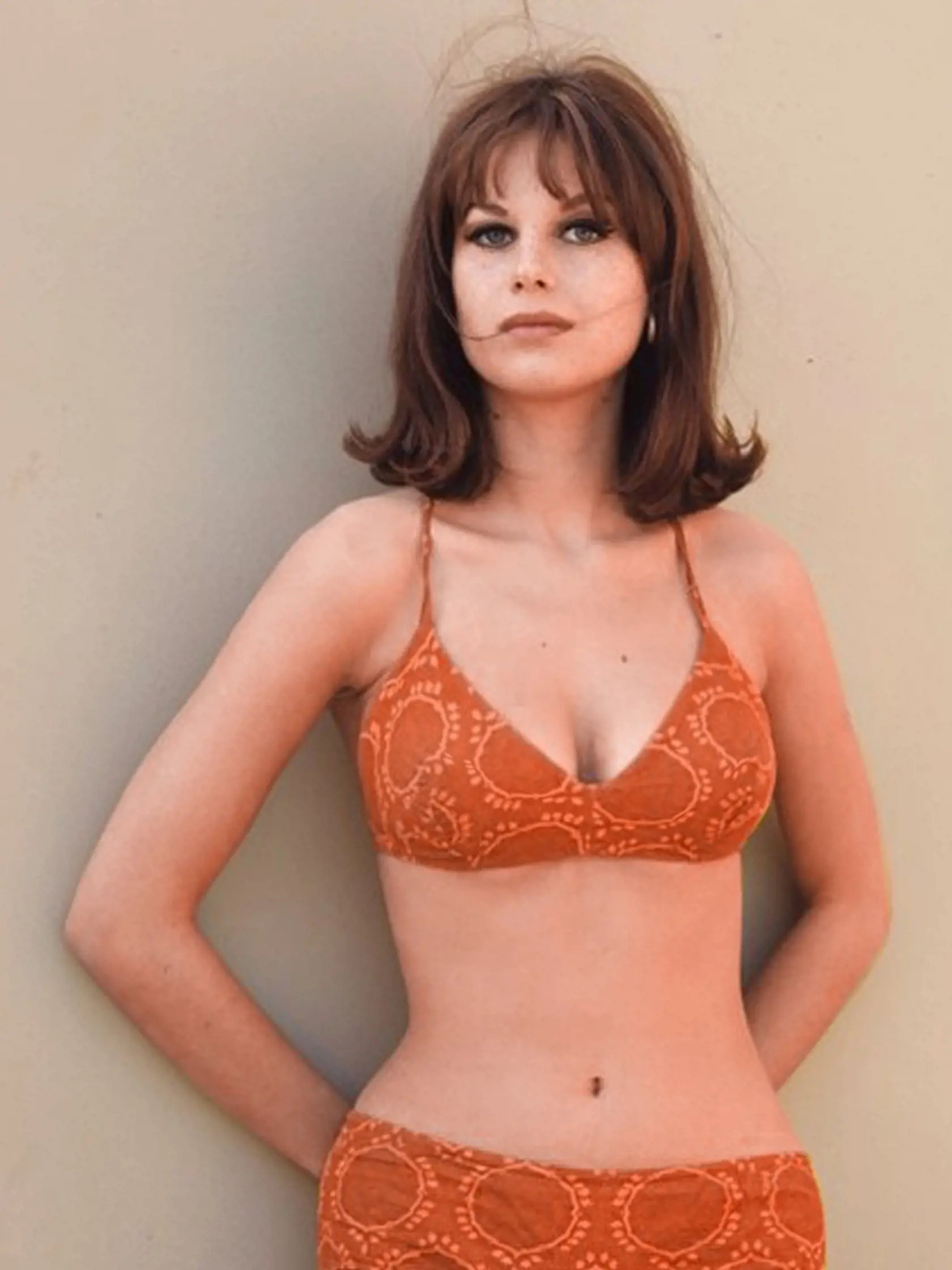 Lana Wood bola talentovaná ale aj nádherná.