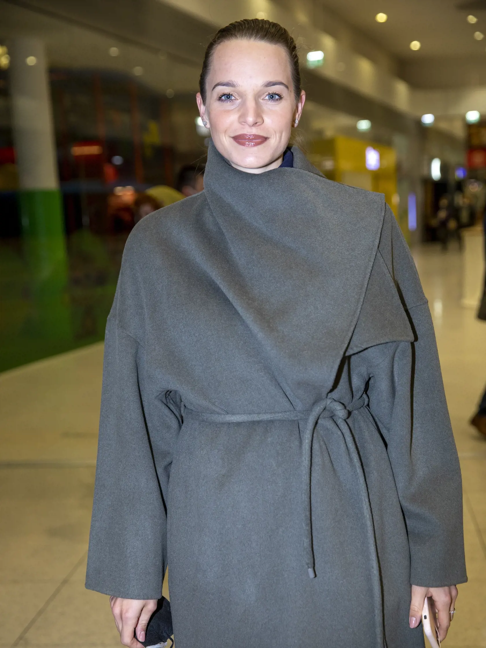 Prichody na premiéru filmu Kráľ Richard-Bory.
Na snímke: Romana Tabák, bývalá tenistka, momentálne poslankyňa NR SR.