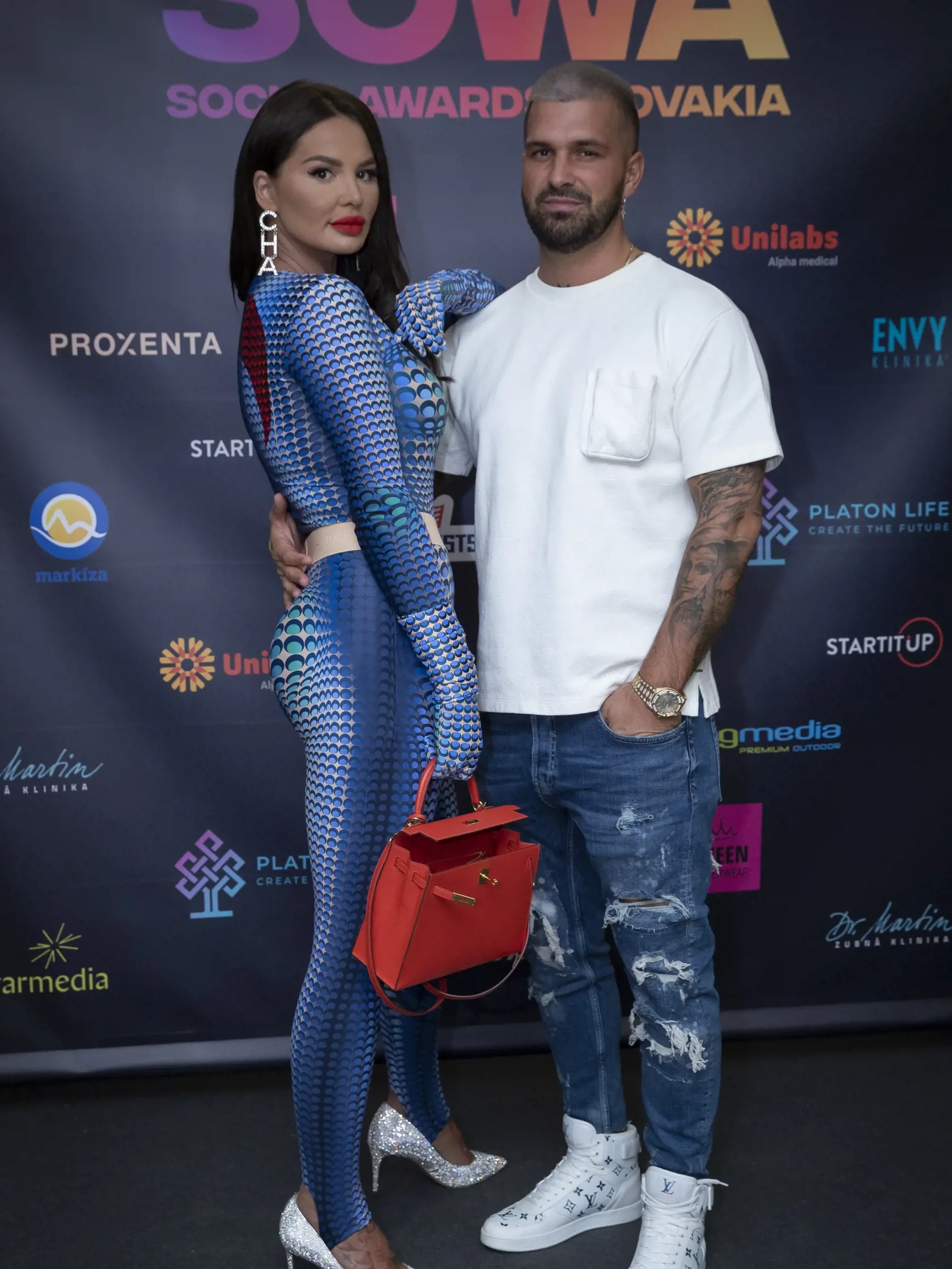 Druhý ročník odovzdávania ocenení Social Media Awards pre najúspešnejších influencerov na Slovensku. Na snímke je Zuzana Plačková a René Strausz.