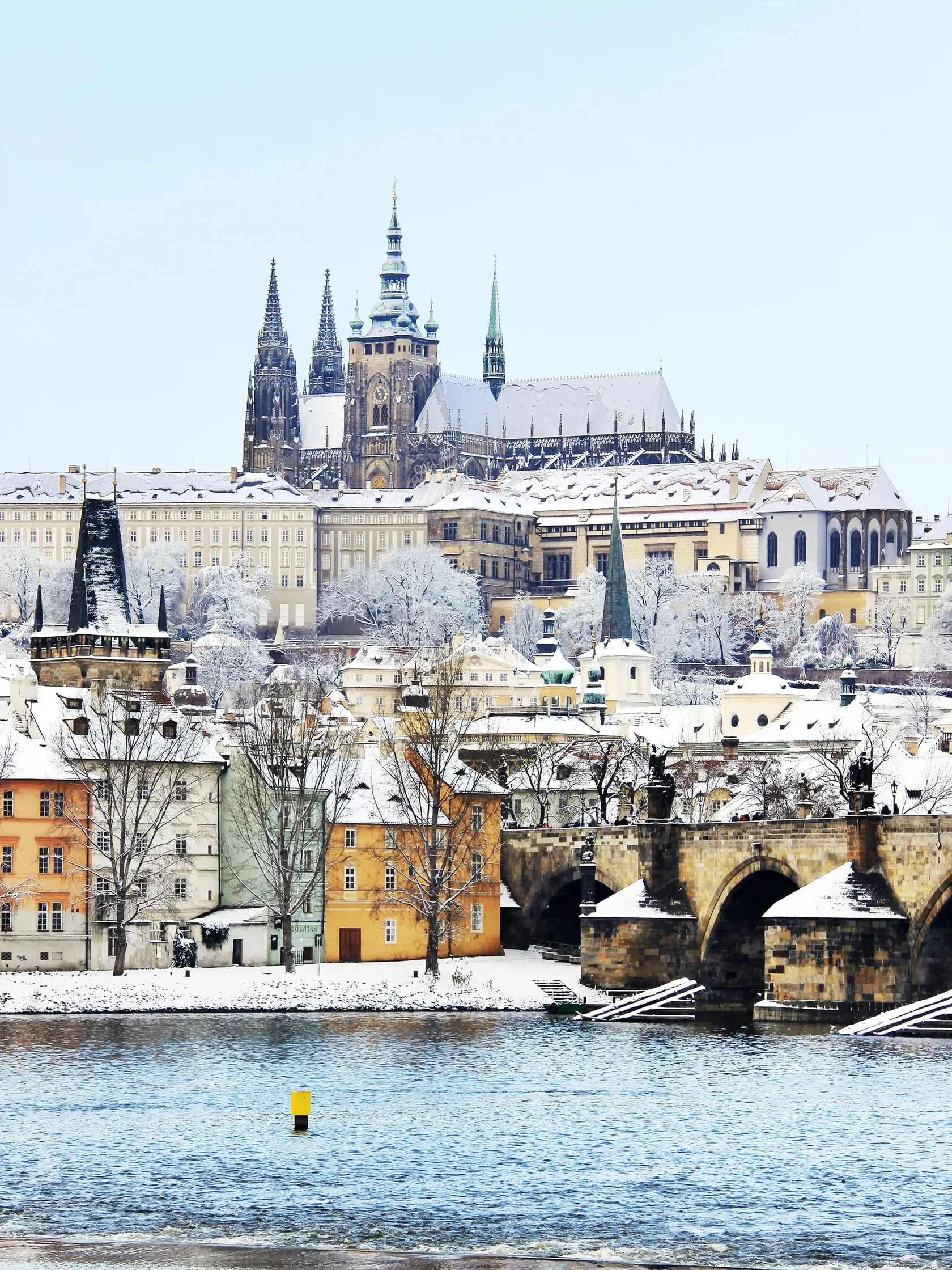 Karlov most prirovnal psychotronik k Lurdom.