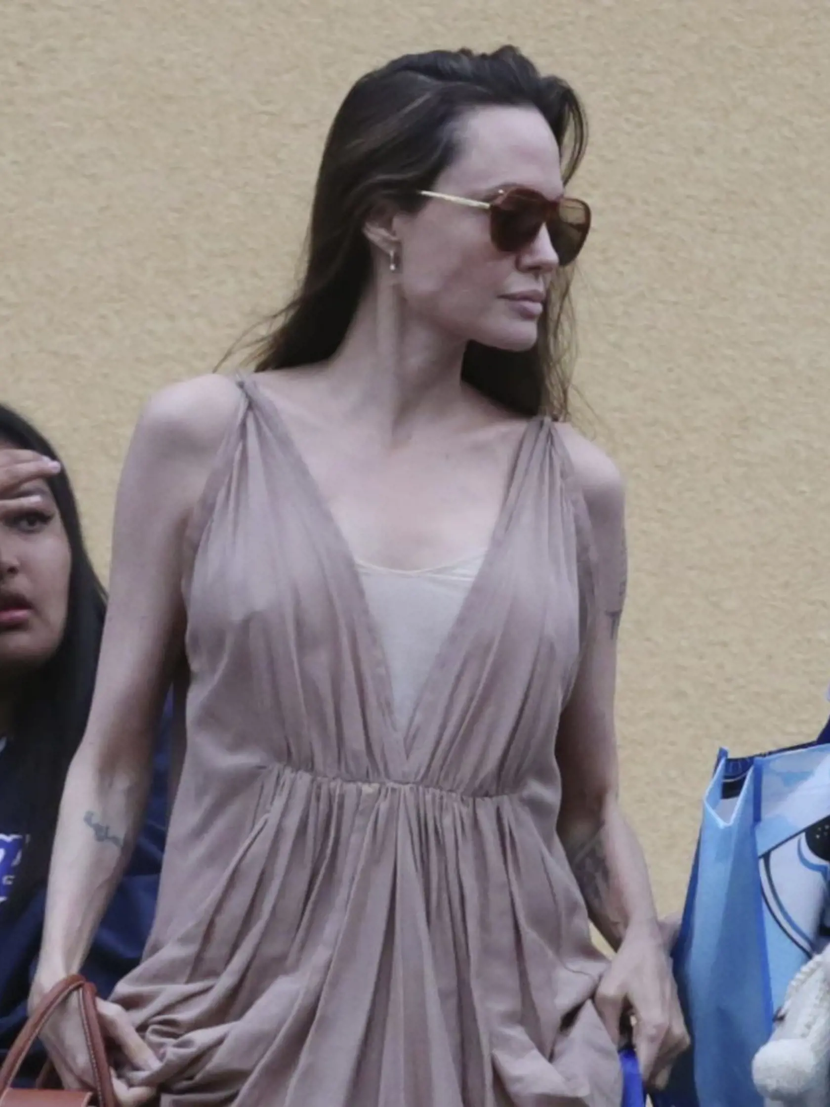 Angelina Jolie si vyrazila na nákupy do Los Angeles.