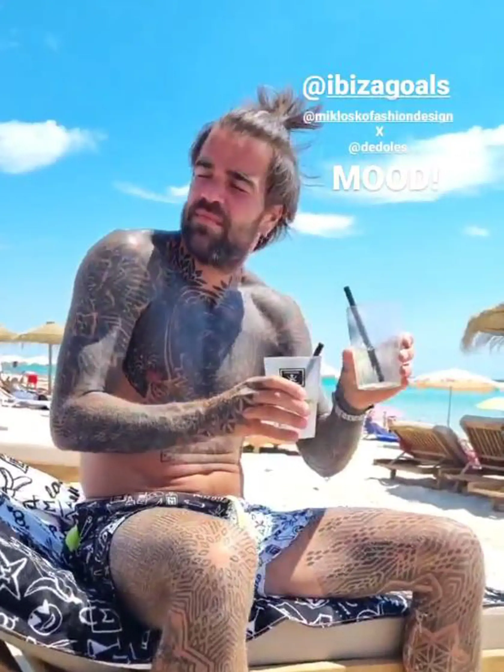 Dovolenkovou destináciou Šeba a Drobnej je už tradične Ibiza. Párik sa pochválil zábermi z opaľovania sa na pláži, z plavby loďou, ale aj zo spoločného kúpania v mori.