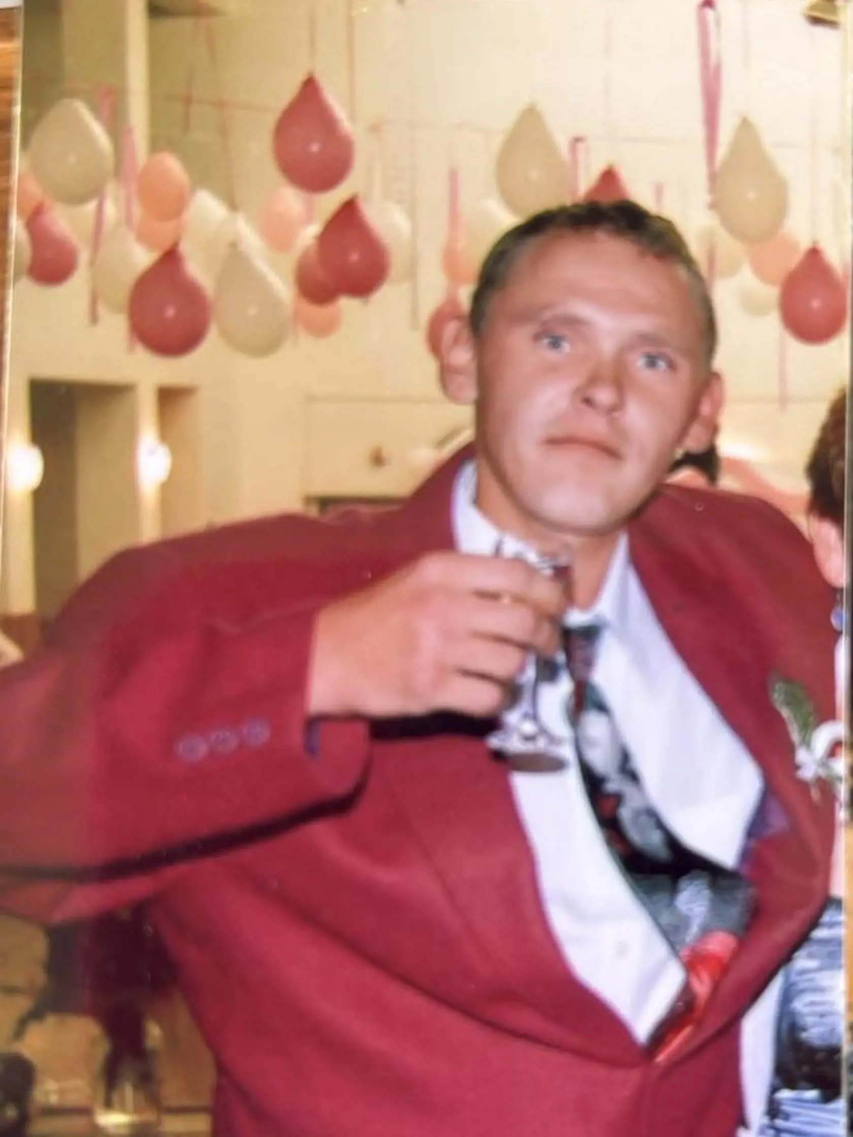 Podľa rodiny mal Juraj túlavé topánky, rád chodieval do prírody.
