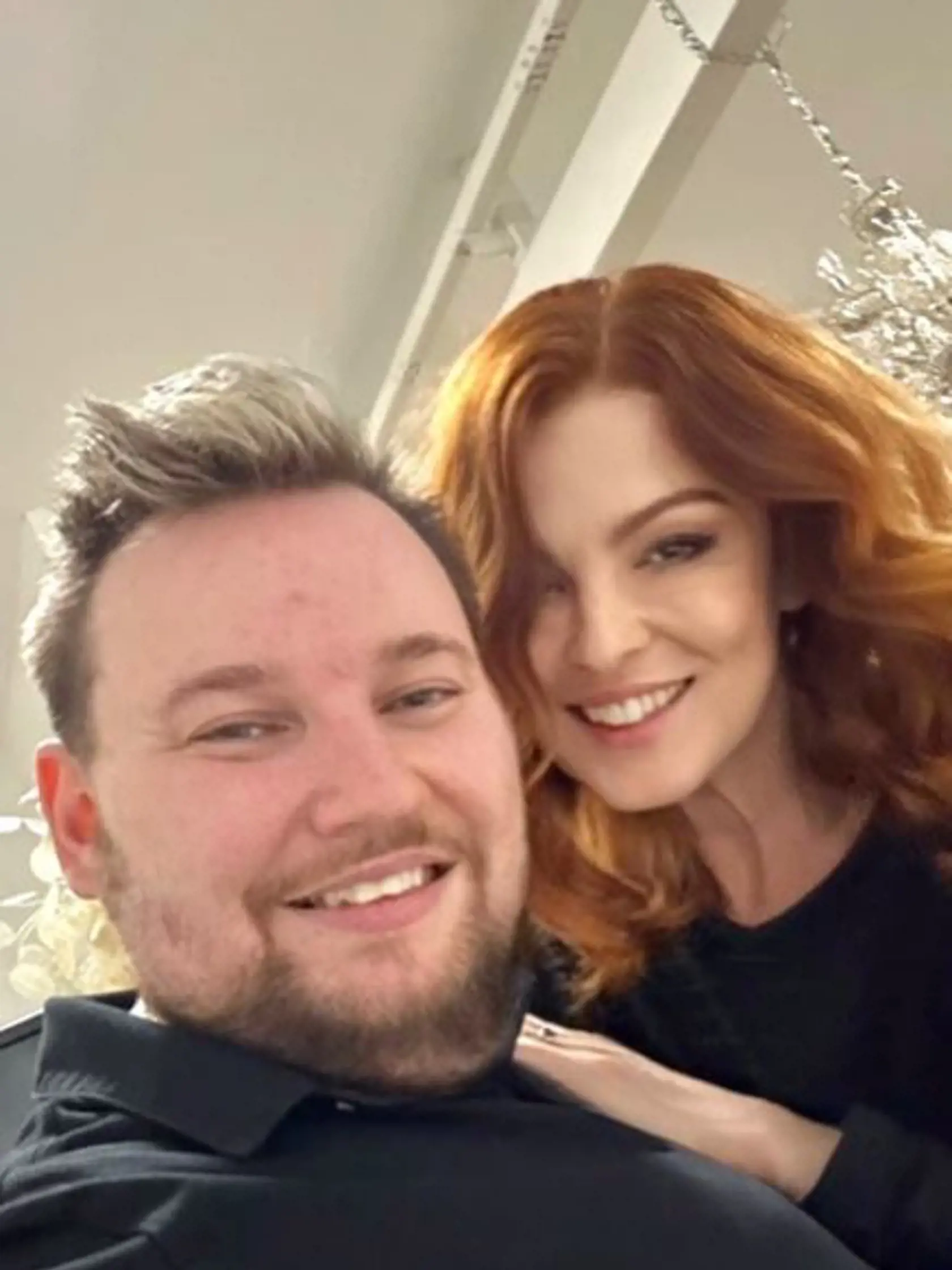 Herečka Elena Podzámska u svojho dvorného kaderníka.