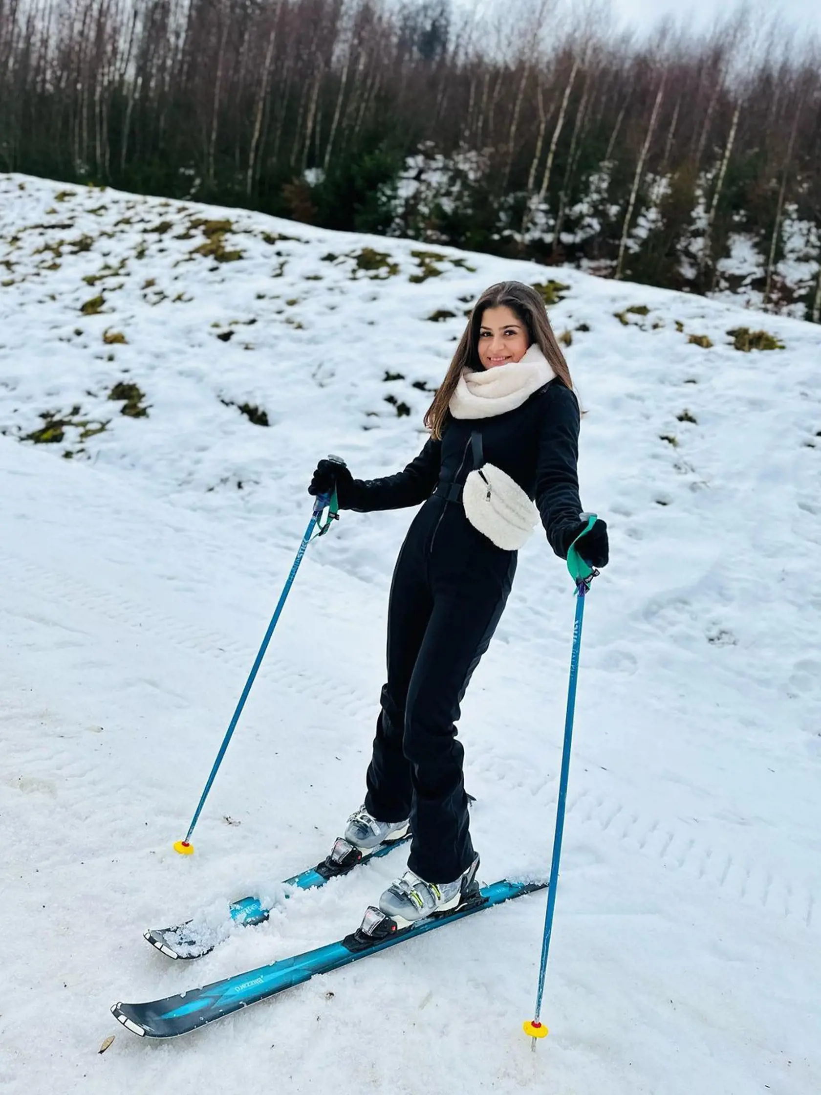 Vanessa Šarközi (22) sa prvýkrat postavila na lyže. A rovno aj s ladvinkou na sebe.