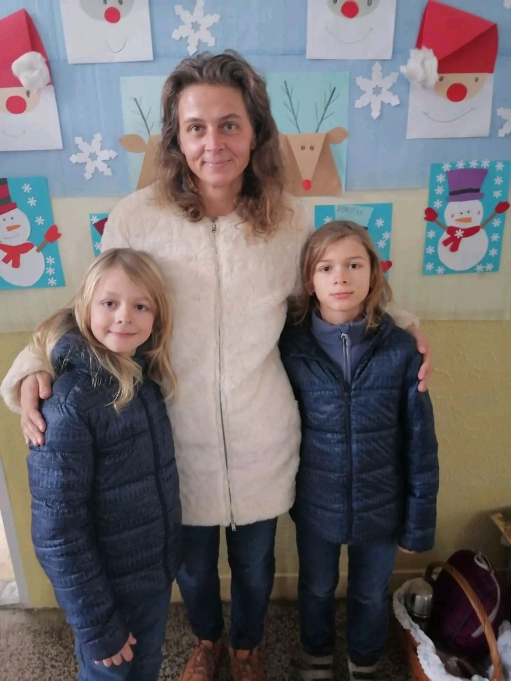 Zuzka svojich synov učí doma. Škola im nesedela, iba druhorodenému klasické vzdelávanie pasovalo.