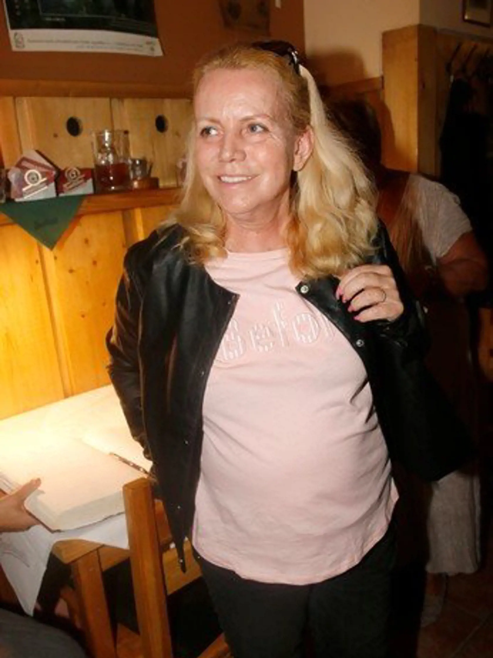 Hana Krampolová (58)