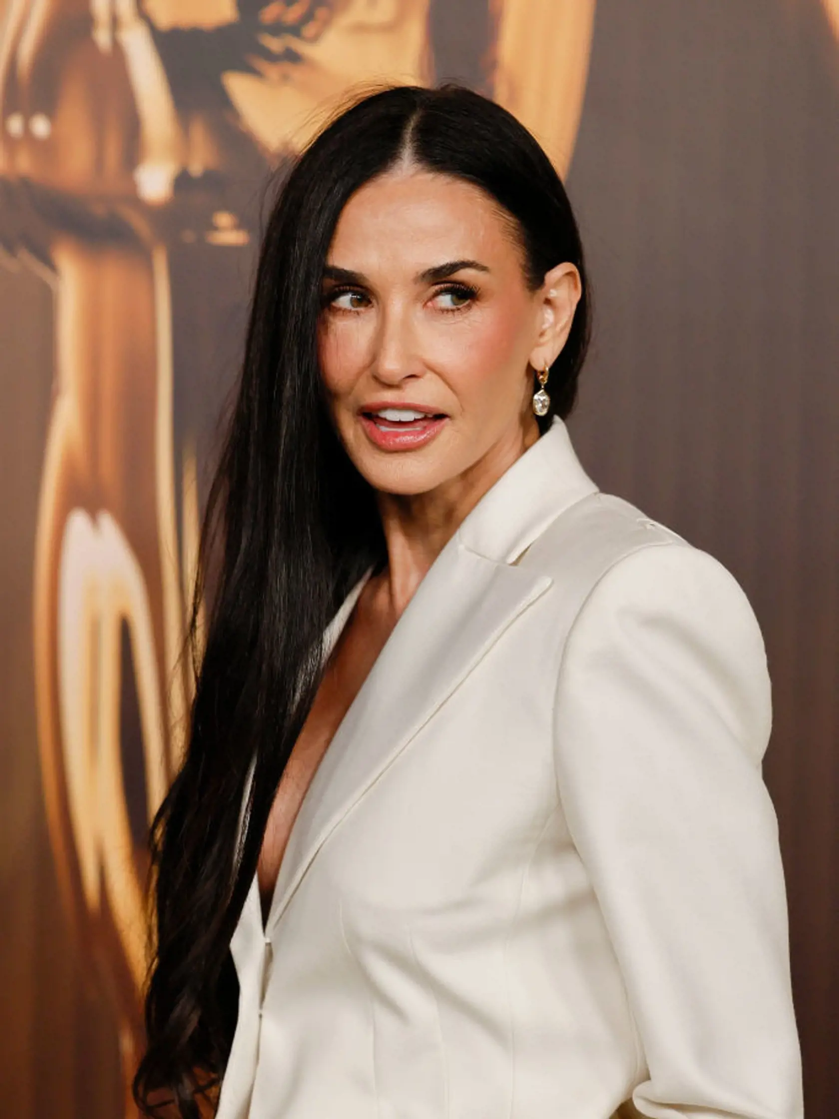 Demi Moore PO