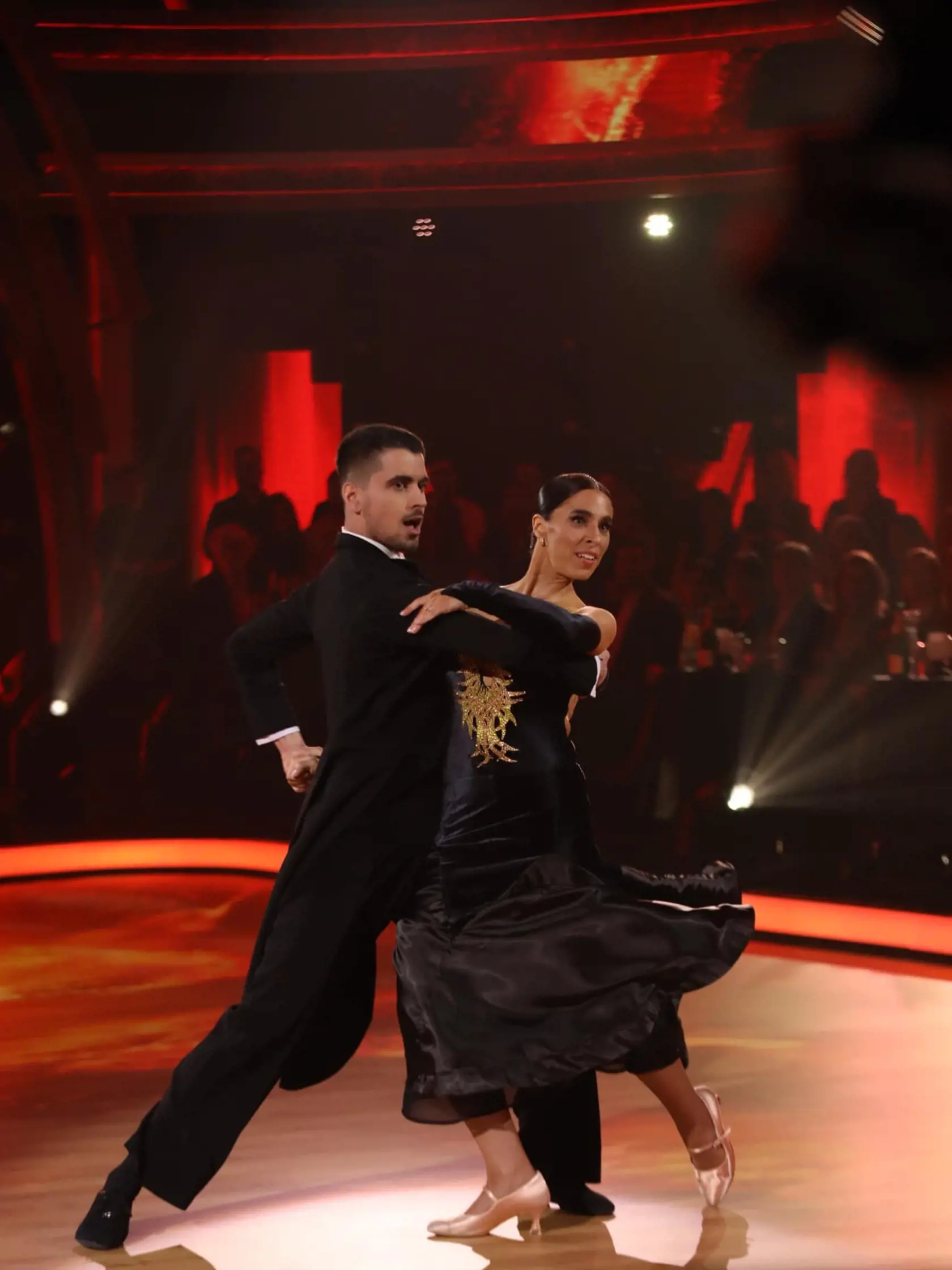 Druhé kolo Let's Dance: Na snímke Zuzana Porubjaková počas svojho vystúpenia. 
