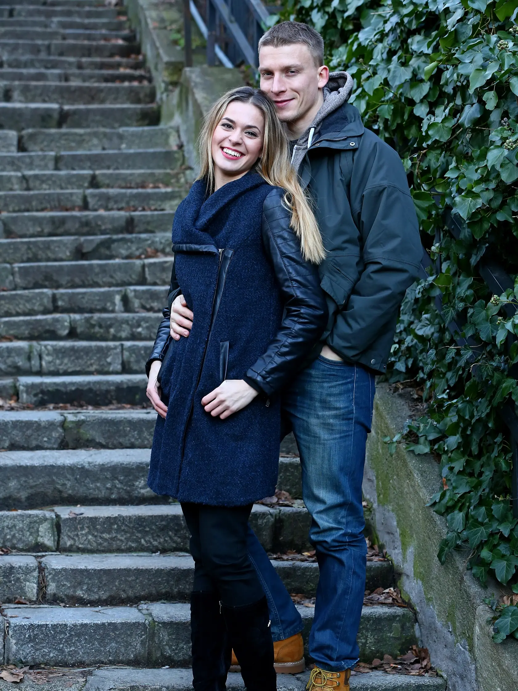 Magazín: Dominika Richterová a Juraj Bača. Mladí slovenskí začínajúci herci, ktorí tvoria pár aj v súkromí si spolu zahrali v TV seriáli Panelák z produkcie TV JOJ.
