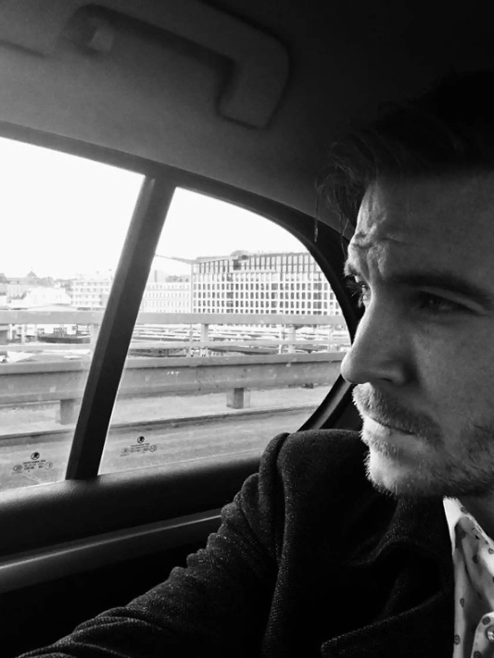 Vladimír Polívka: Po svojich rodičoch Bolkovi Polívkovi a Chantal Poullain je tiež herec.