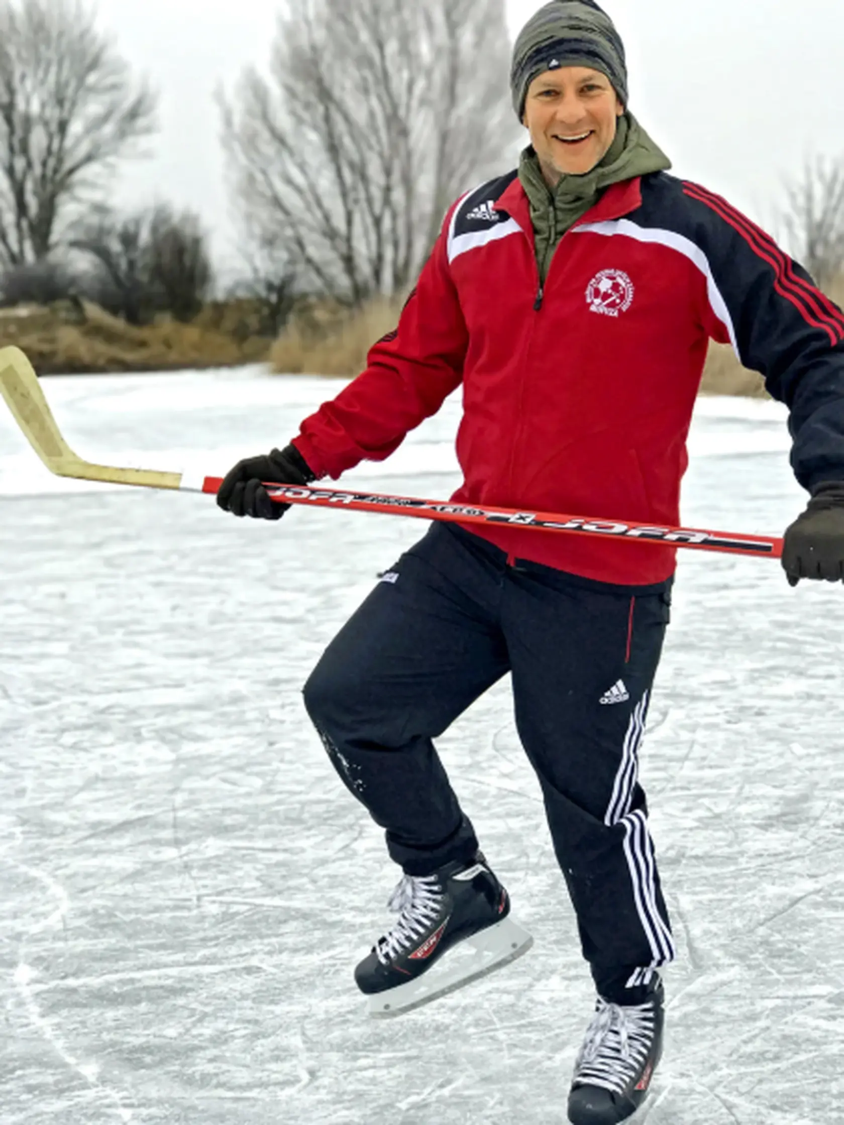 Patrik Švajda si rád sem-tam zahrá hokej.