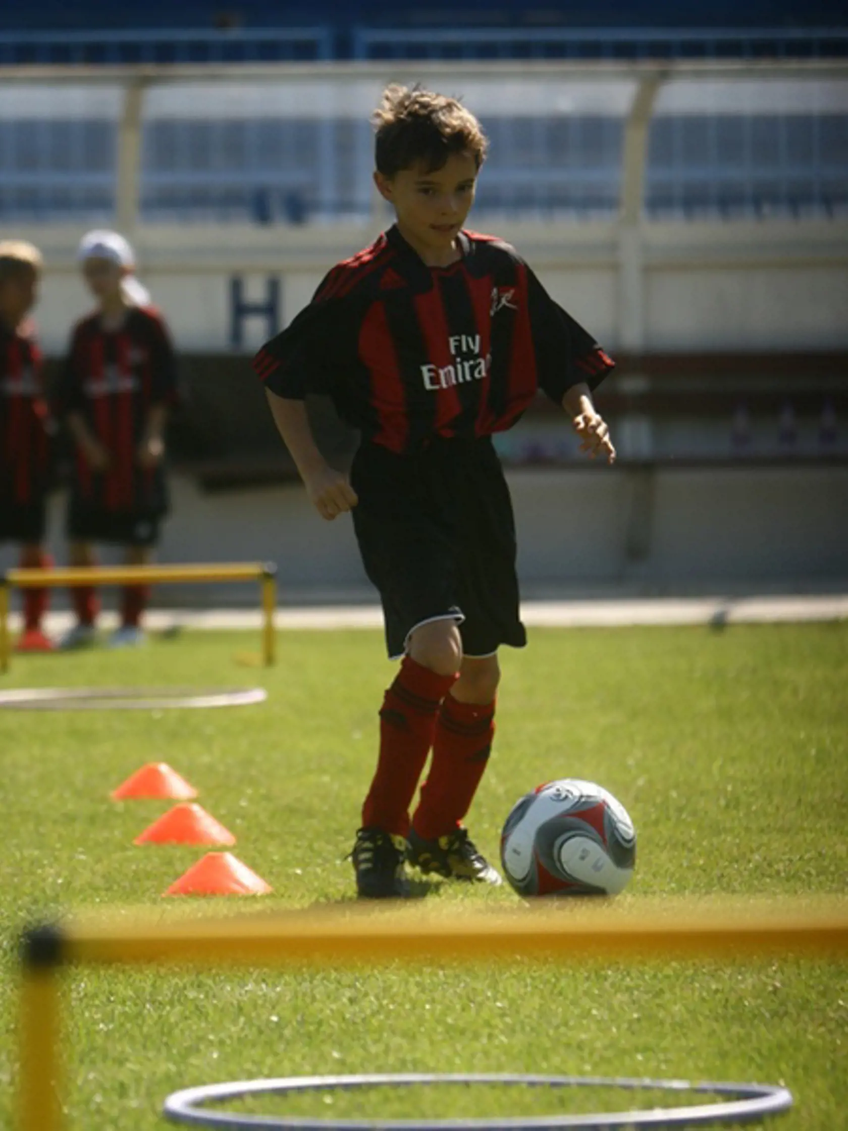 Lucas Demitra prešiel viacerými mládežníckymi výbermi reprezentácie SR vo futbale.