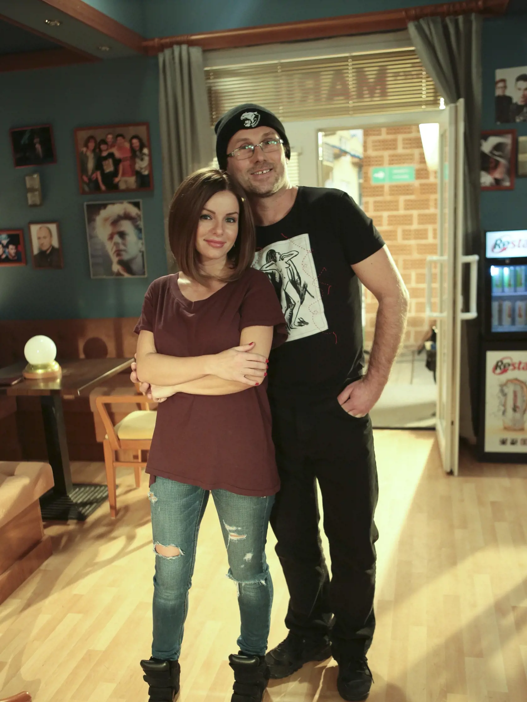 Julia Volkova z Tatu navštívila Serial Panelák