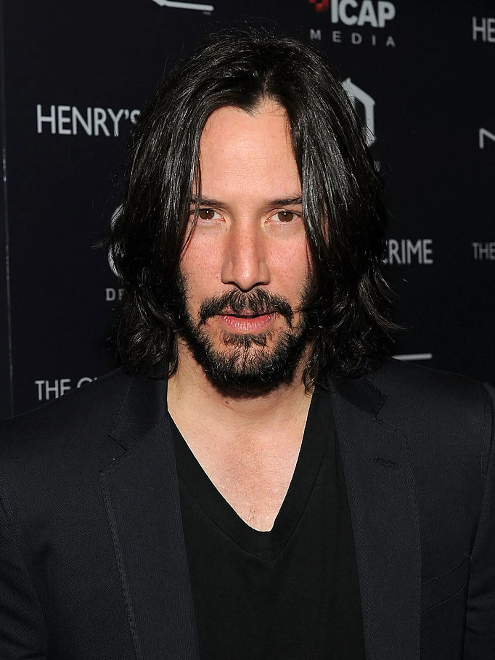 NEW YORK, NY - APRIL 04:  Actor Keanu Reeves attends the Cinema Society with DeLeon Tequila and Moving Pictures Film & Television screening Of "Henry's Crime" at Landmark's Sunshine Cinema on April 4, 2011 in New York City.  (Photo by Larry Busacca/Getty Images)