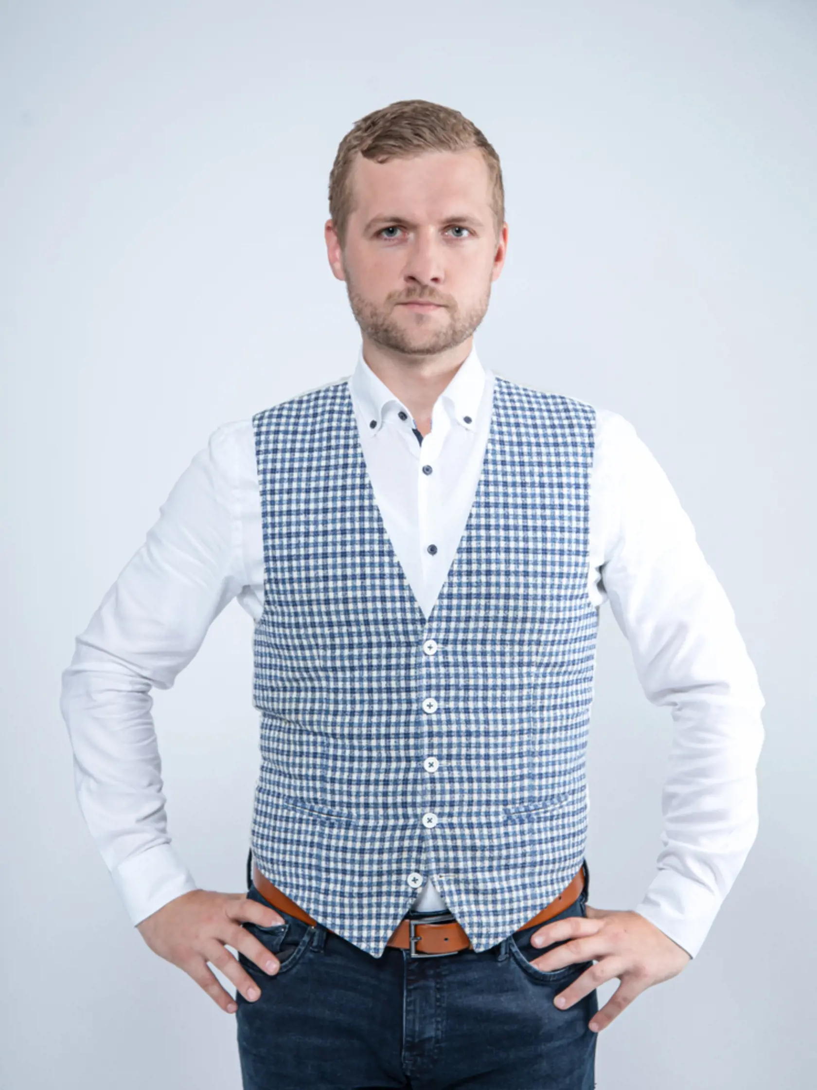 Michal Magušin sa oženil so Simou Martausovou.
