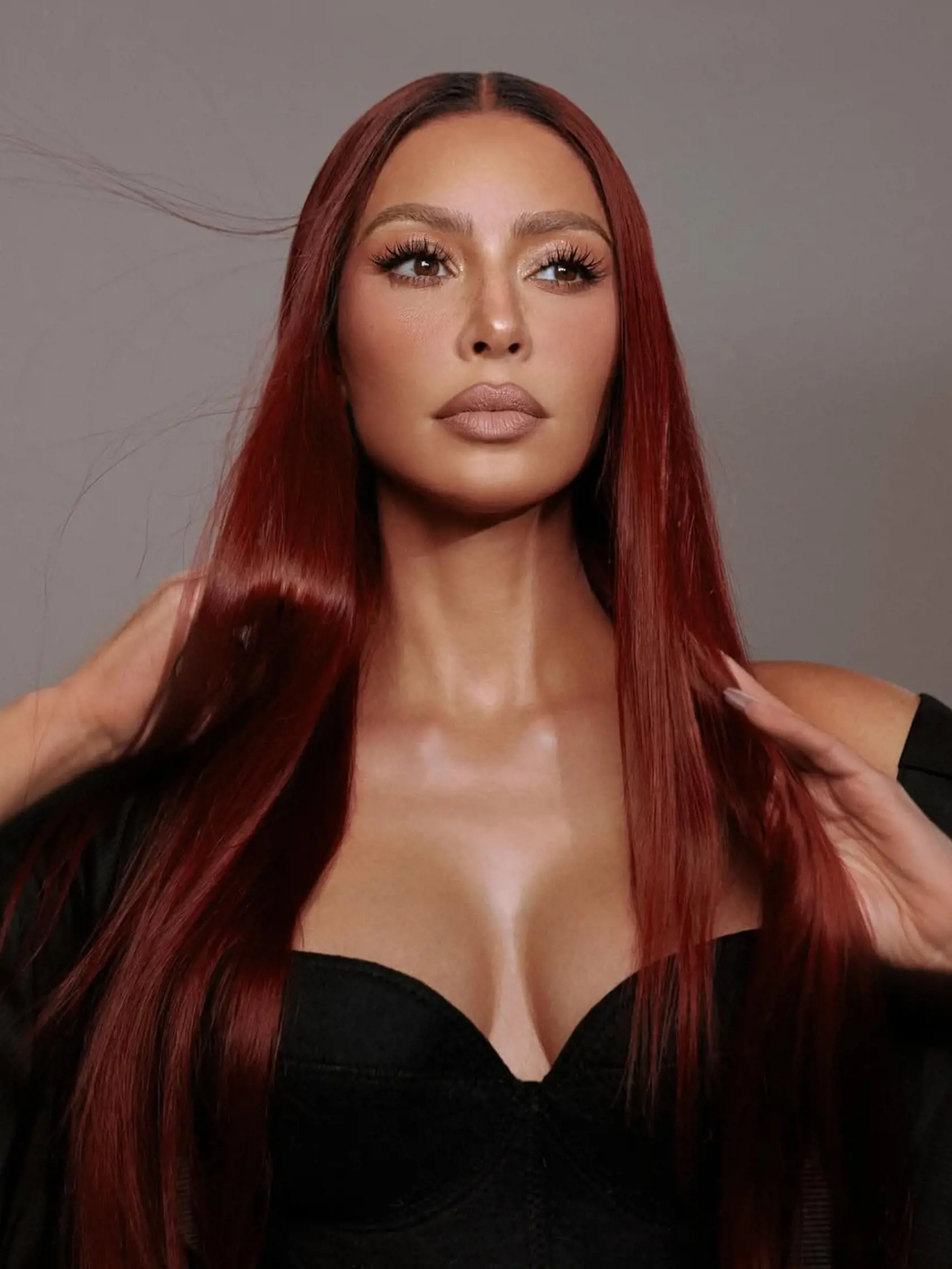 Kim Kardashian má značku SKKN BY KIM
