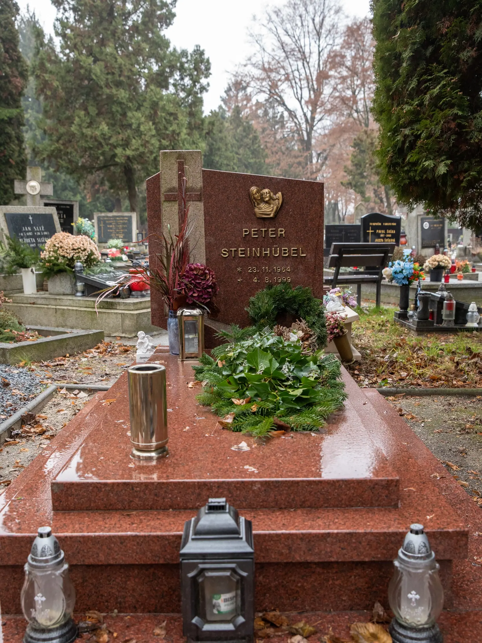 Miesto posledného odpočinku bratislavského mafiána Petra Steinhübela.