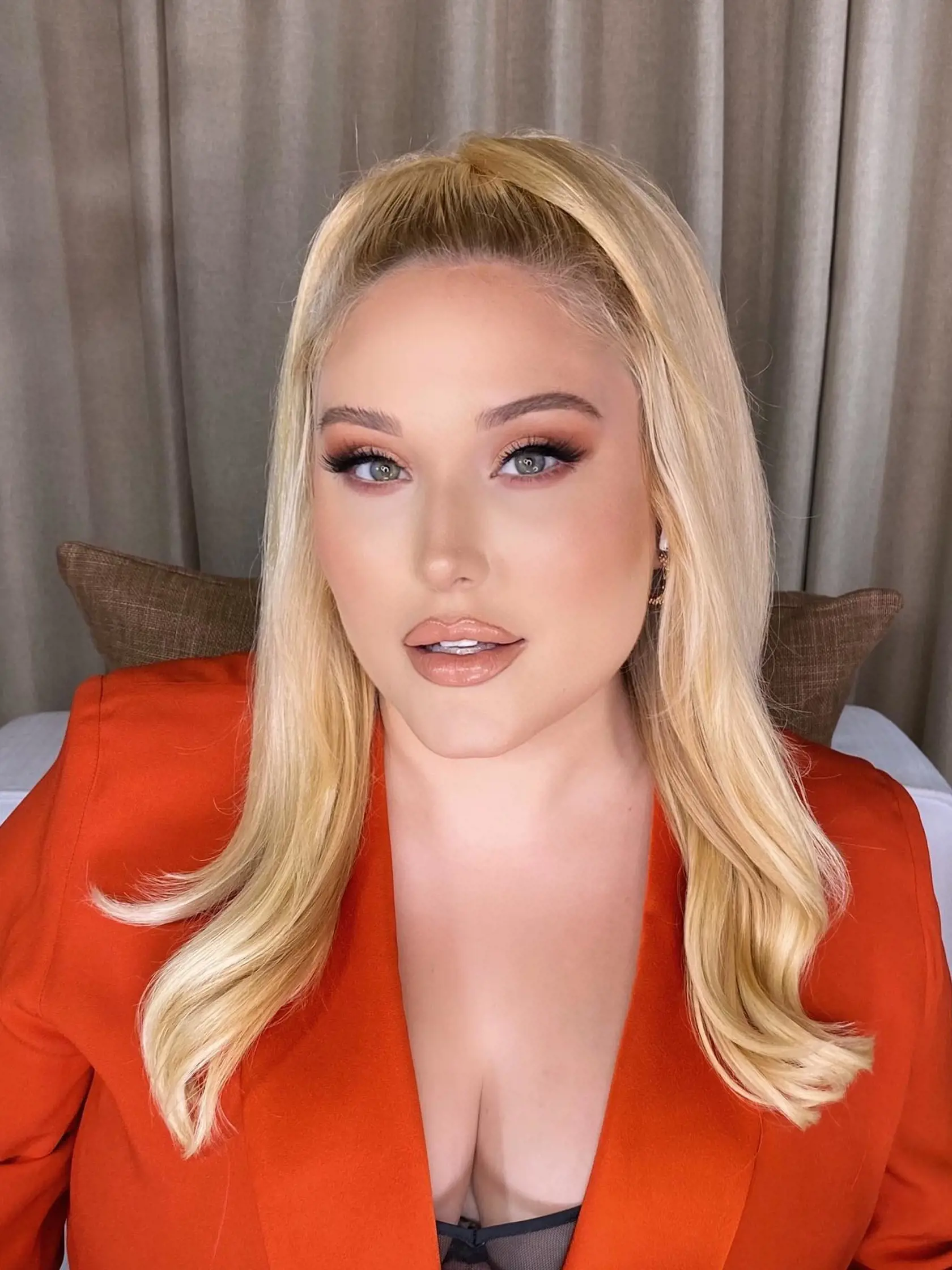 Dcéra legendárneho plavčíka Mitcha sa živí ako plus size modelka