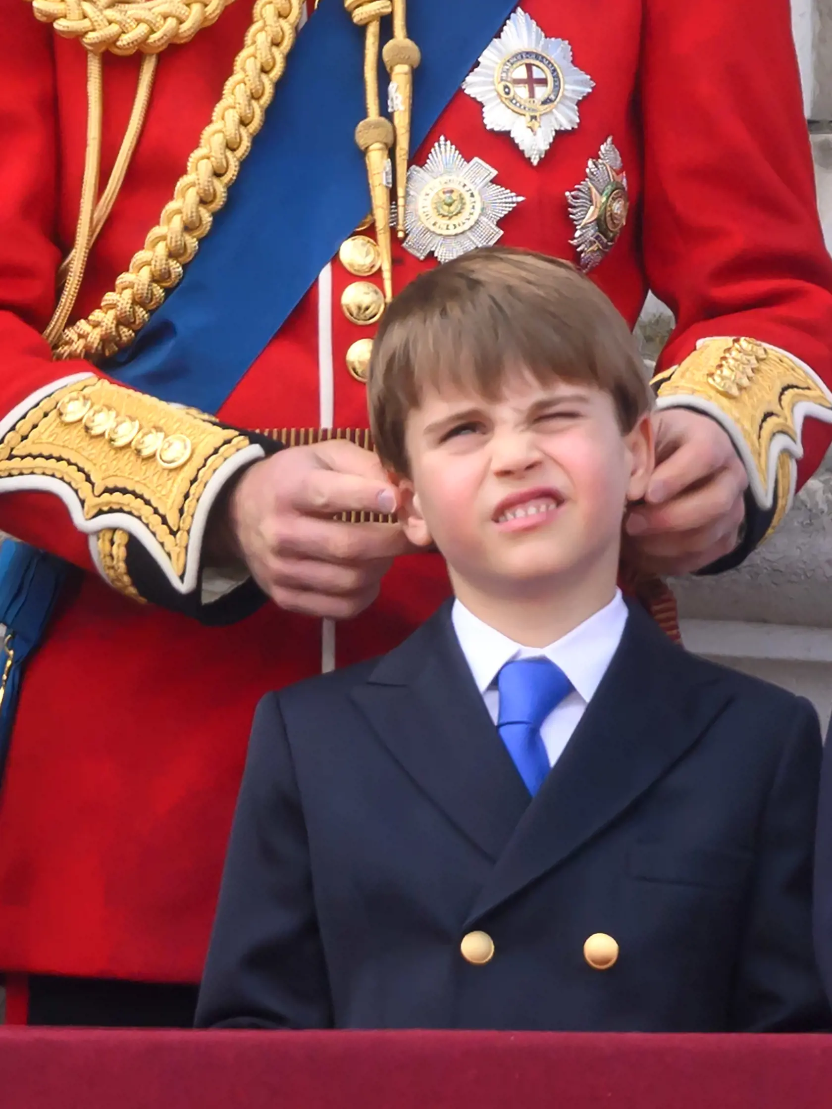 Princ William najmladšieho syna aj trošku podpichoval.