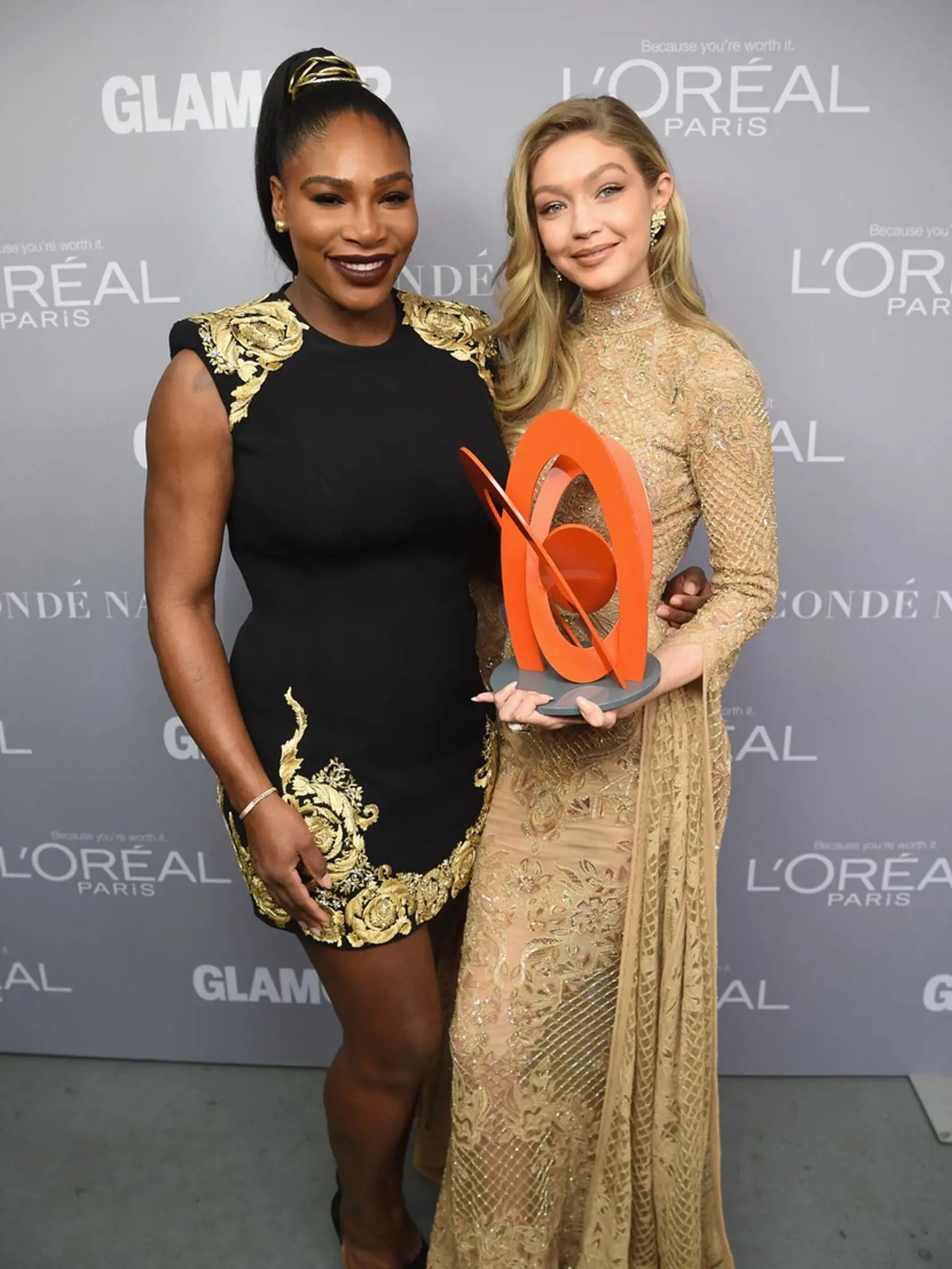 Serena Williams a Bella Hadid.