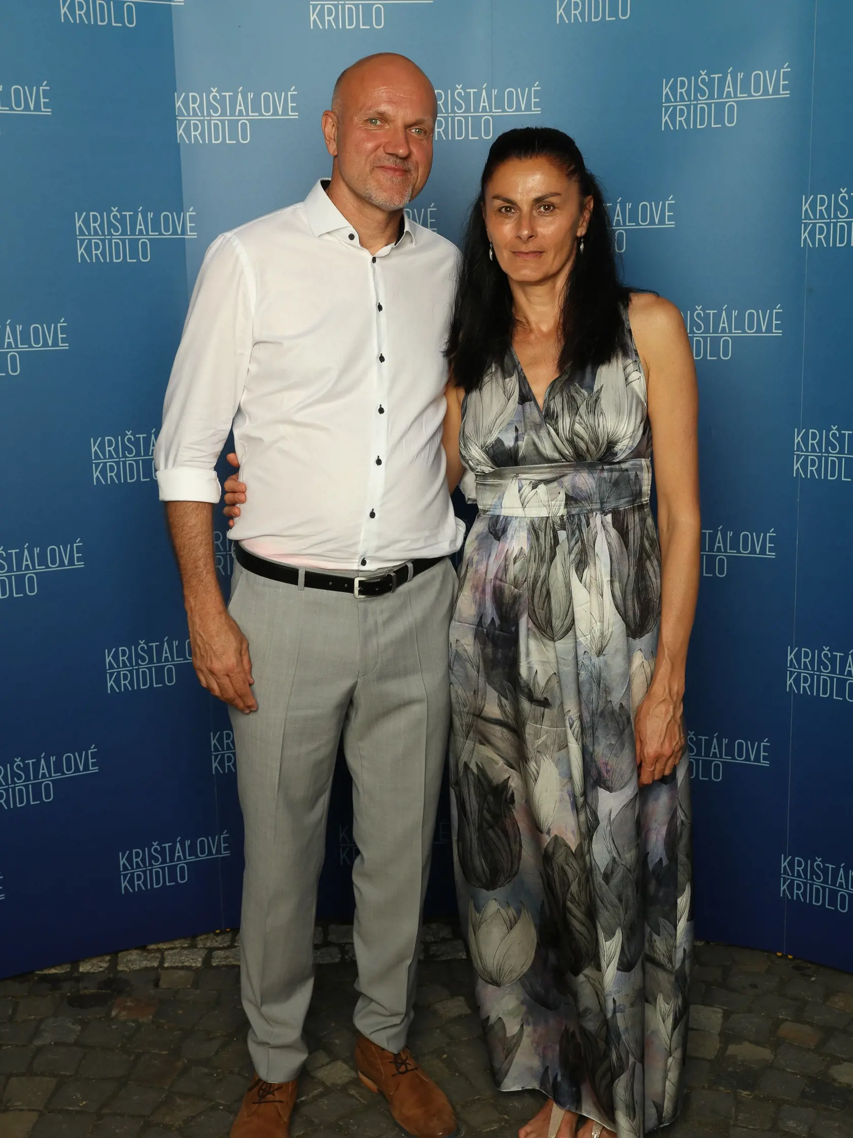 Roman Juhas s manželkou. Hlavný dramaturg rádia Jemné a rádia Vlna.