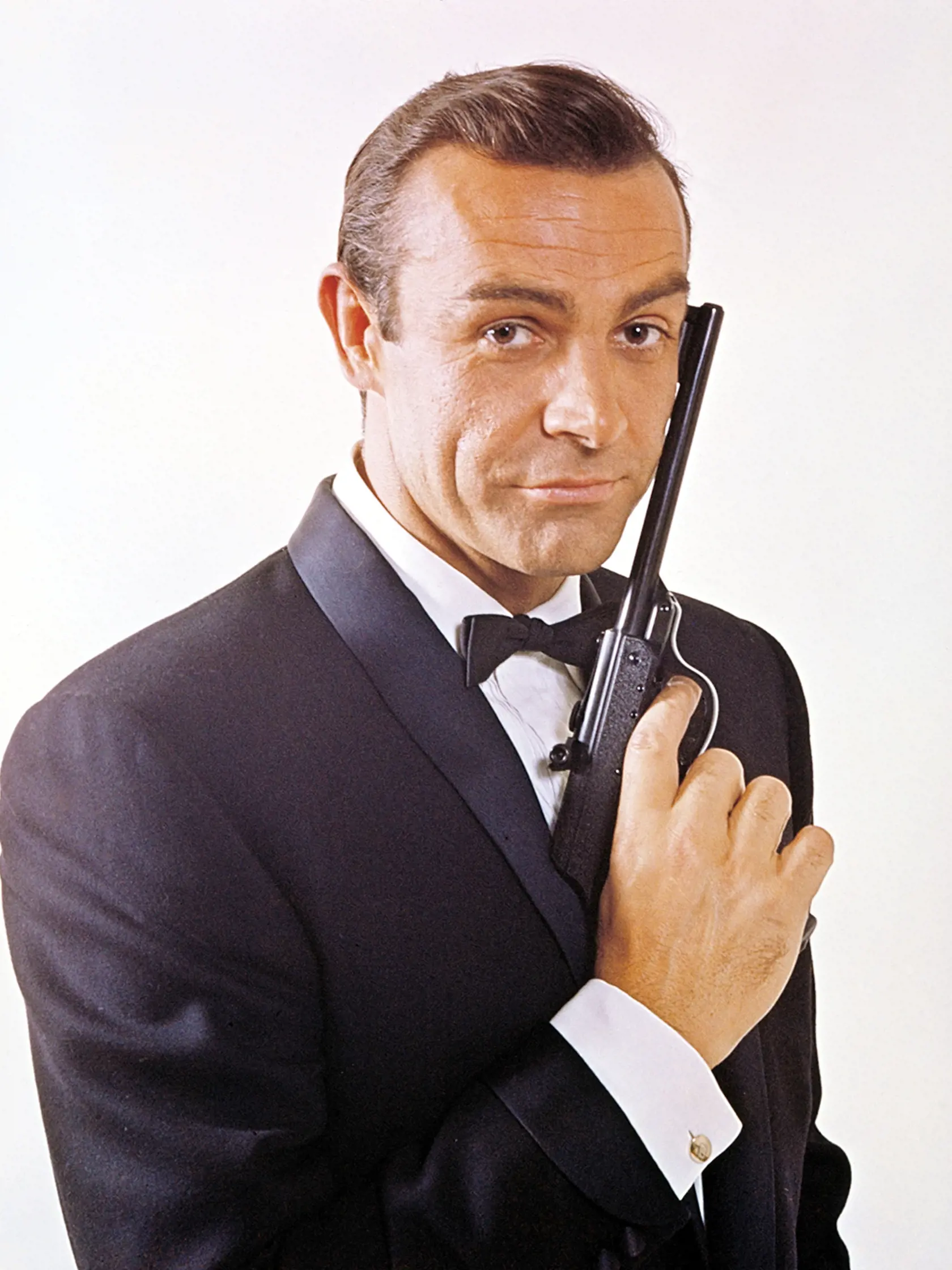Sean Connery hral v prvom filme z James Bond ságy. Dr. No v roku 1962 mal mega úspech. Takéhoto Jamesa Bonda by potrebovali aj v istej českej firme.
