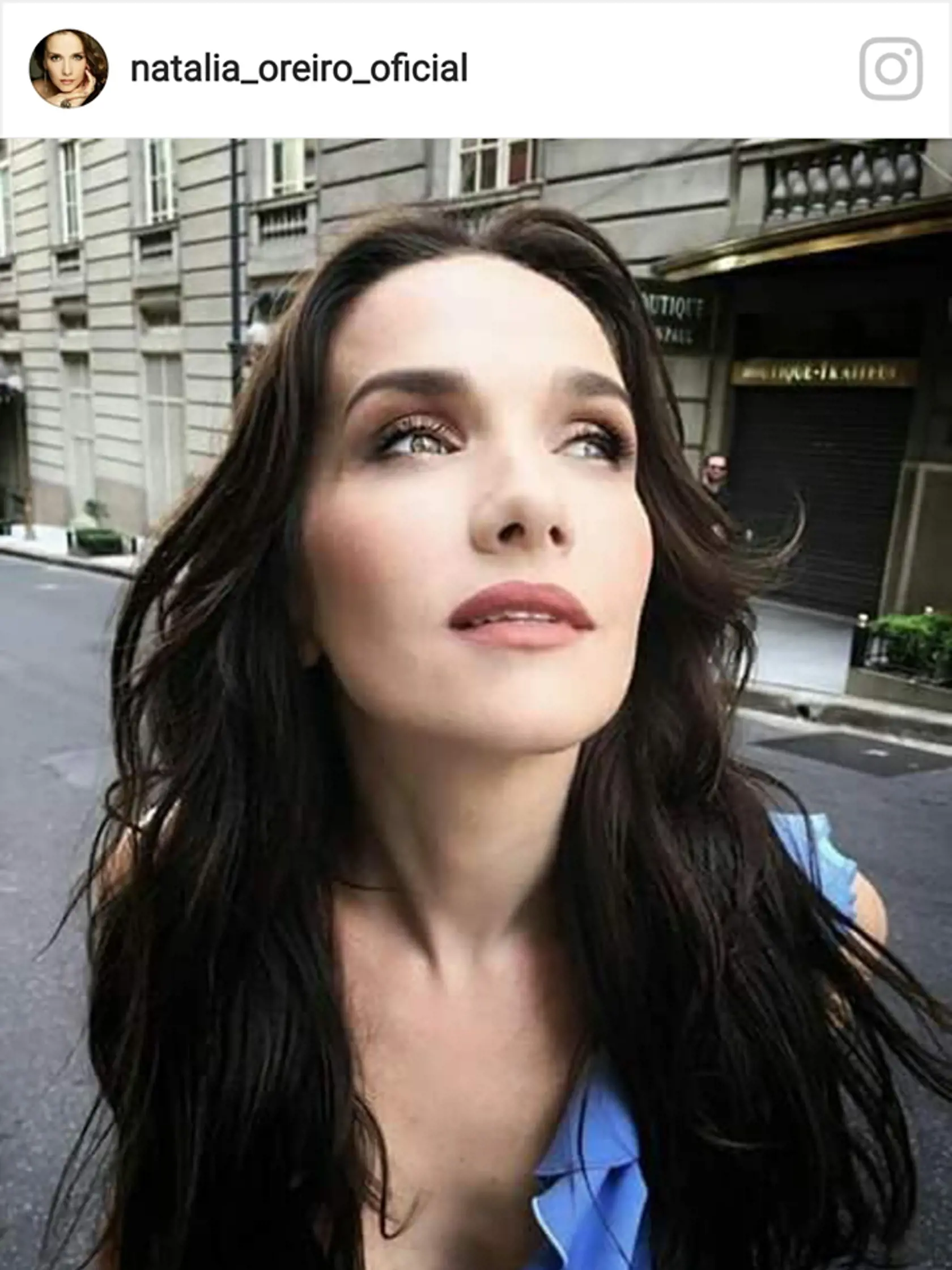 Milagros: Natália Oreiro (40) Telenovela Divoký anjel si získala srdcia mnohých divákov. Natália Oreiro, rodáčka z Uruguaja sa okrem filmov a seriálov venuje aj hudbe. Rytmické latinsko-americké pesničky si našli svojich fanúšikov po celom svete. Dnes je starostlivou mamičkou, ktorá sa snaží robiť osvetu v oblasti dojčenia a tiež sa venuje charitatívnej činnosti pre Unicef. Aktuálne žije s otcom svojho syna - Ricardom Mollom – rockovým hudobníkom. Pribúdajúce roky hlavnej predstaviteľke Divokého anjela len prospievajú. Stala sa z nej zrelá, sexi žena.