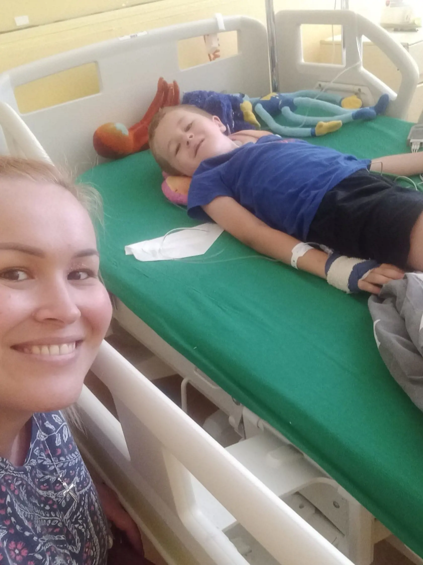 Nočná mora rodiča: Jej syn má nevyliečiteľnú chorobu! Letela s ním na operáciu až do Palerma...