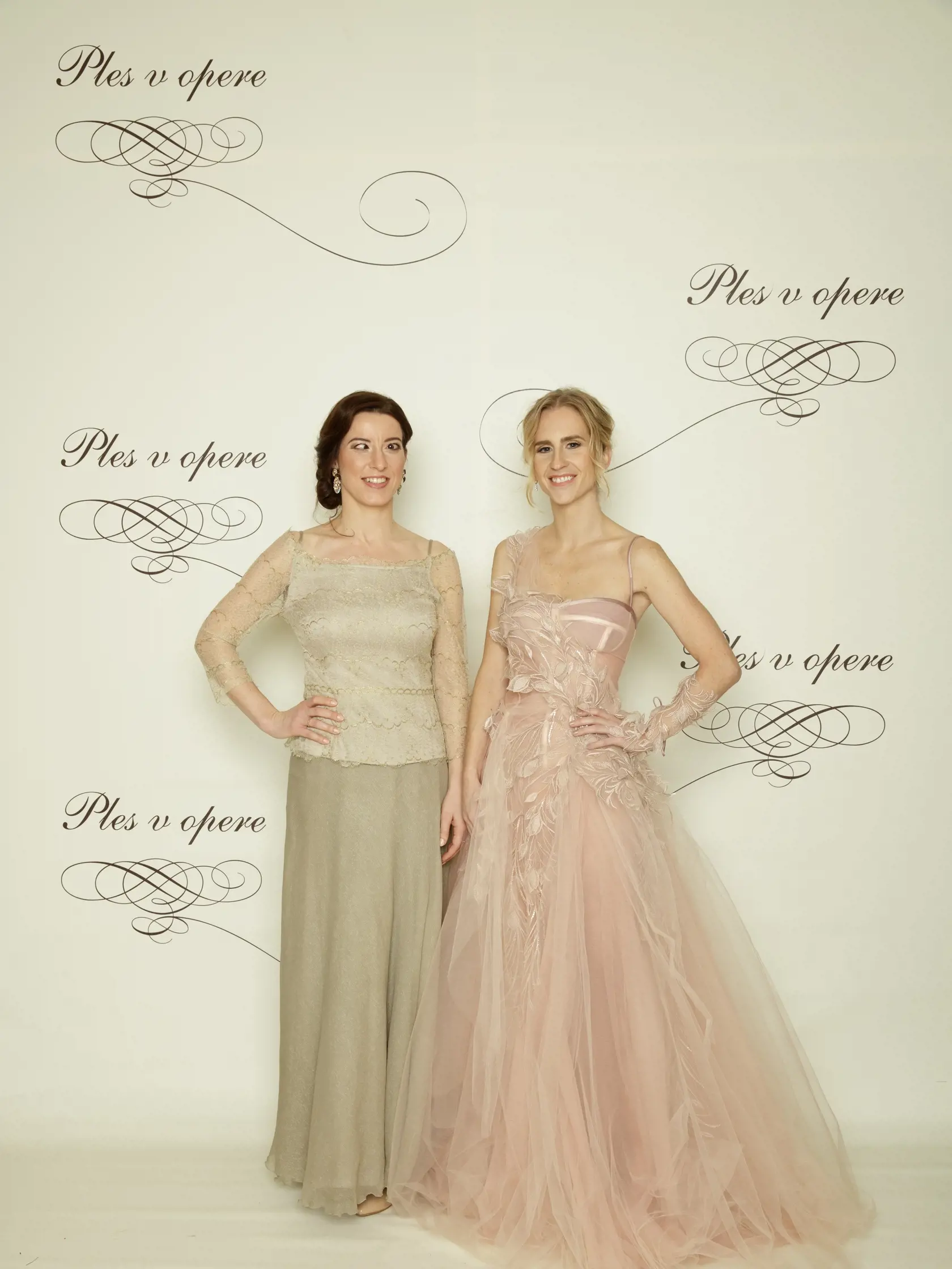Henrieta-Farkasova-slovenska-zjazdova-lyziarka-a-devatnasobna-vitazka-Paralympijskych-hier-a-Natalia-Subrtova-slovenska-zjazdova-lyziarka-a-navadzacka-Henriety-Farkasovej