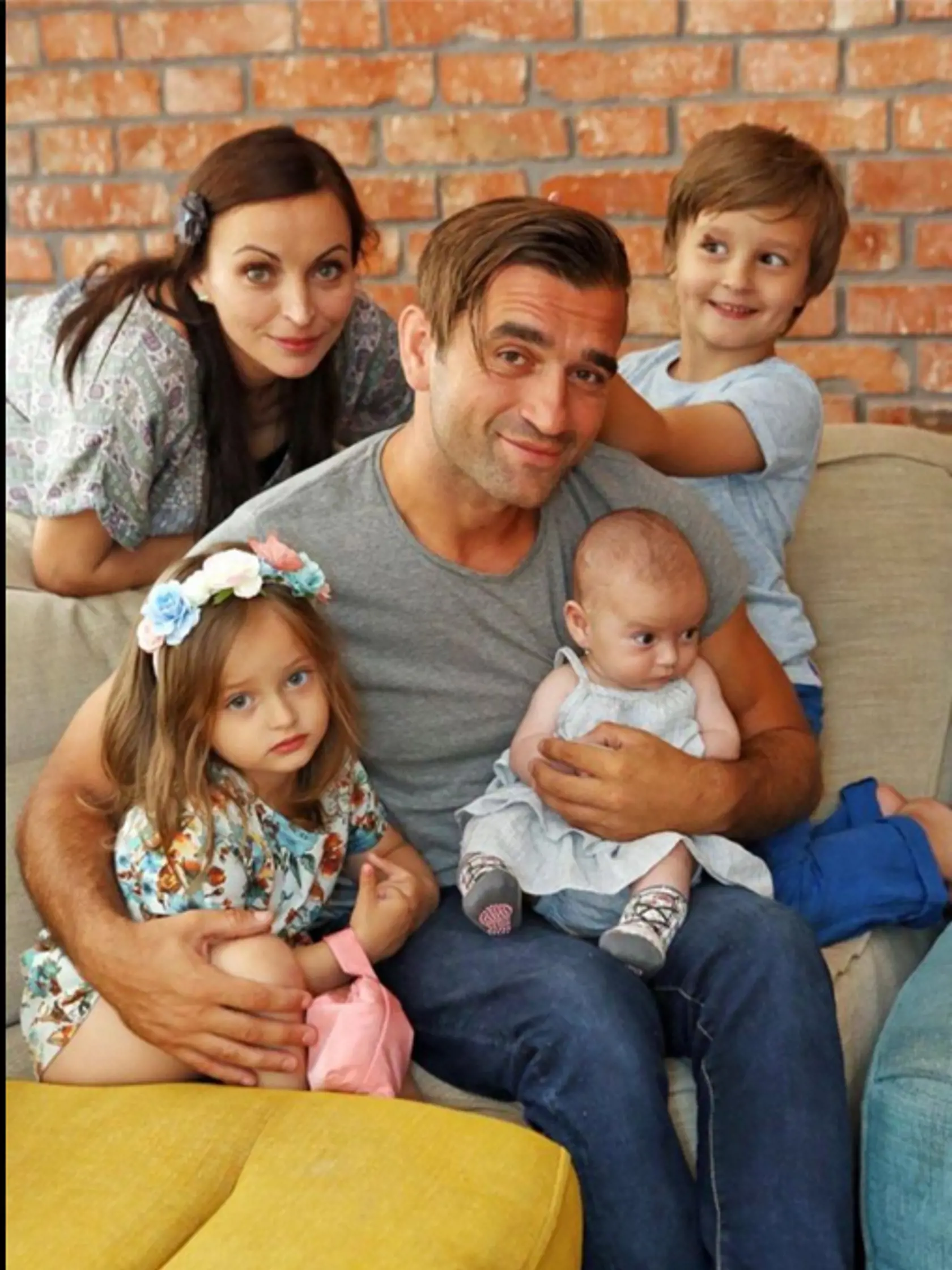 Milan Ondrík s rodinkou.