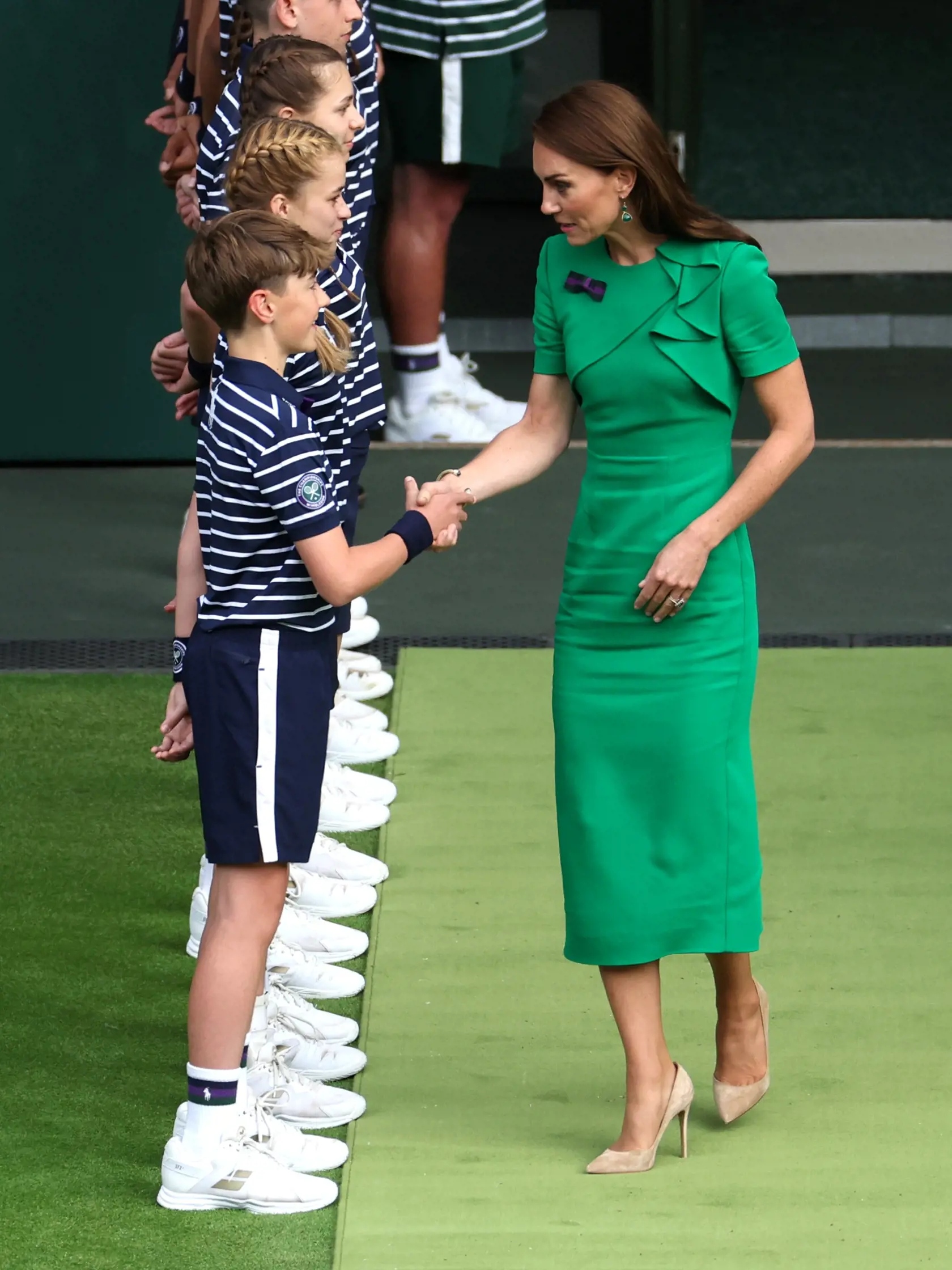 Aj na mužské finále Wimbledonu prišla v lodičkách telovej farby.