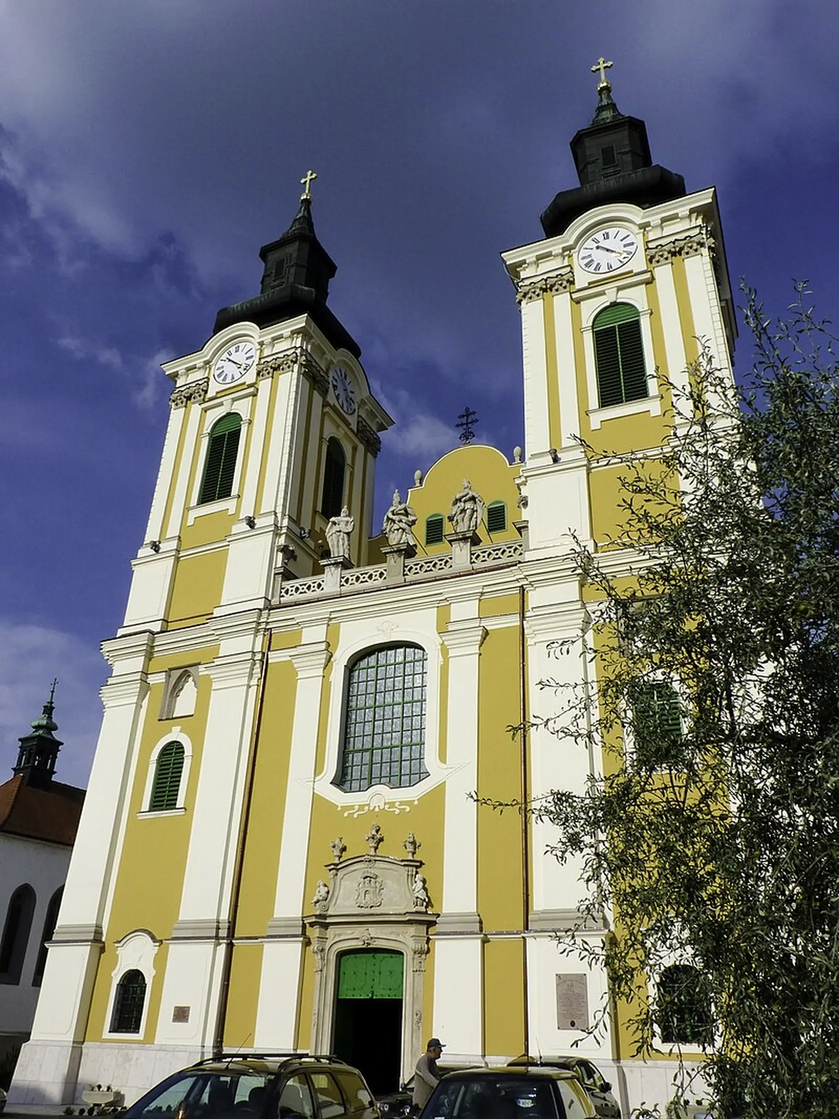 Archeológovia oznámili, že pravdepodobne našli pozostatky uhorského kráľa Mateja Korvína a to na národnom pamätnom mieste v Székesfehérvári!