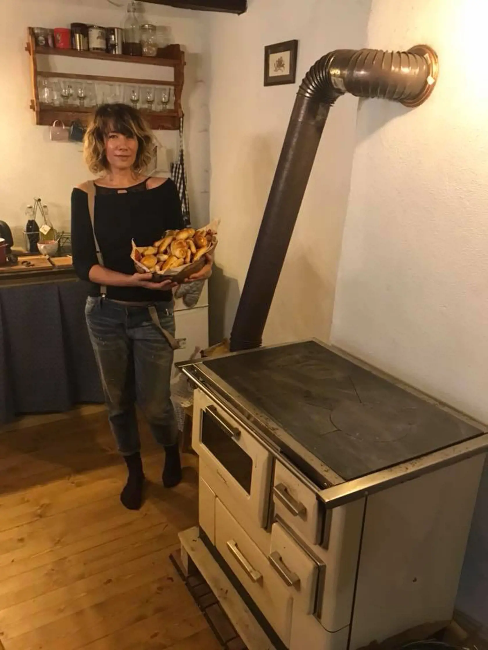 Aktívny relax: Podpredsedníčka parlamentu Lucia Ďuriš-Nicholsonová sa venuje na chate okrem športu jej údržbe.