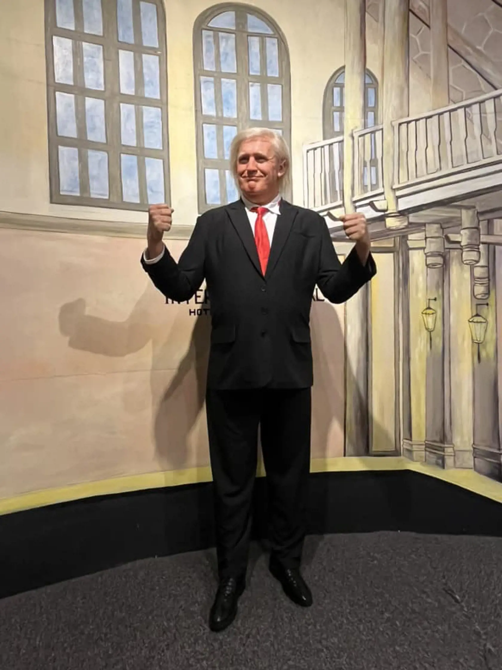 Vietnamské múzeum sa preslávilo bizarnými voskovými figurínami celebrít. Spoznávate, kto bol predlohou pre tieto figuríny?