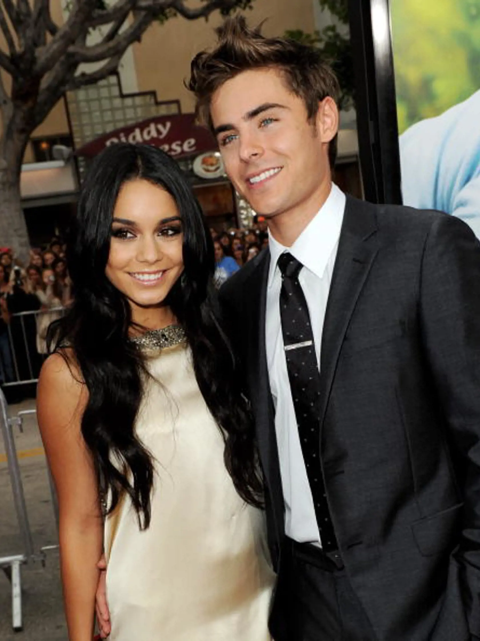 LOS ANGELES, CA - JULY 20:  Actors Vanessa Hudgens (L) and Zac Efron arrive at the premiere of Universal Pictures' "Charlie St. Cloud" at the Village Theater on July 20, 2010 in Los Angeles, California.  (Photo by Kevin Winter/Getty Images)