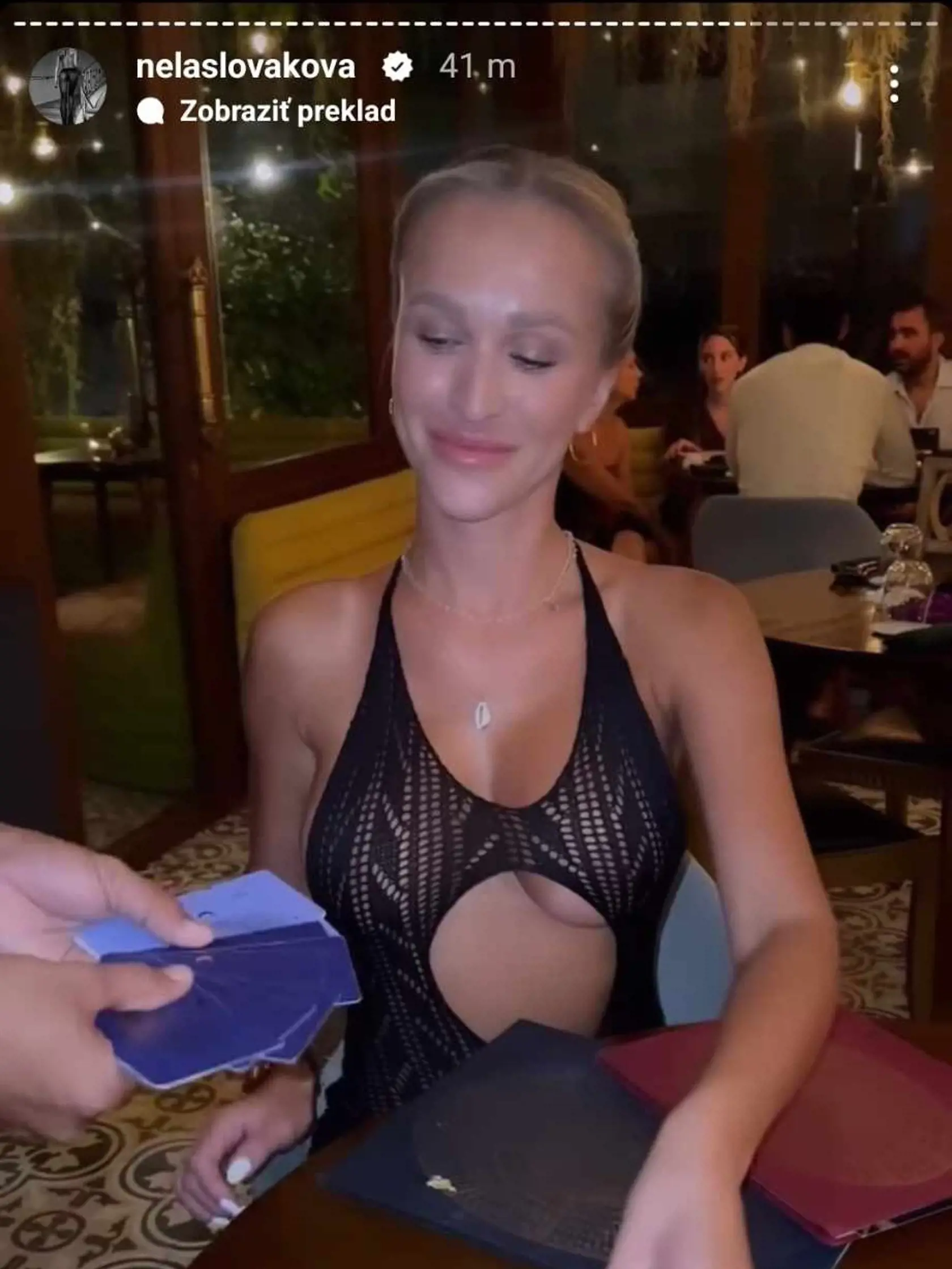 Nela Slováková počas večere