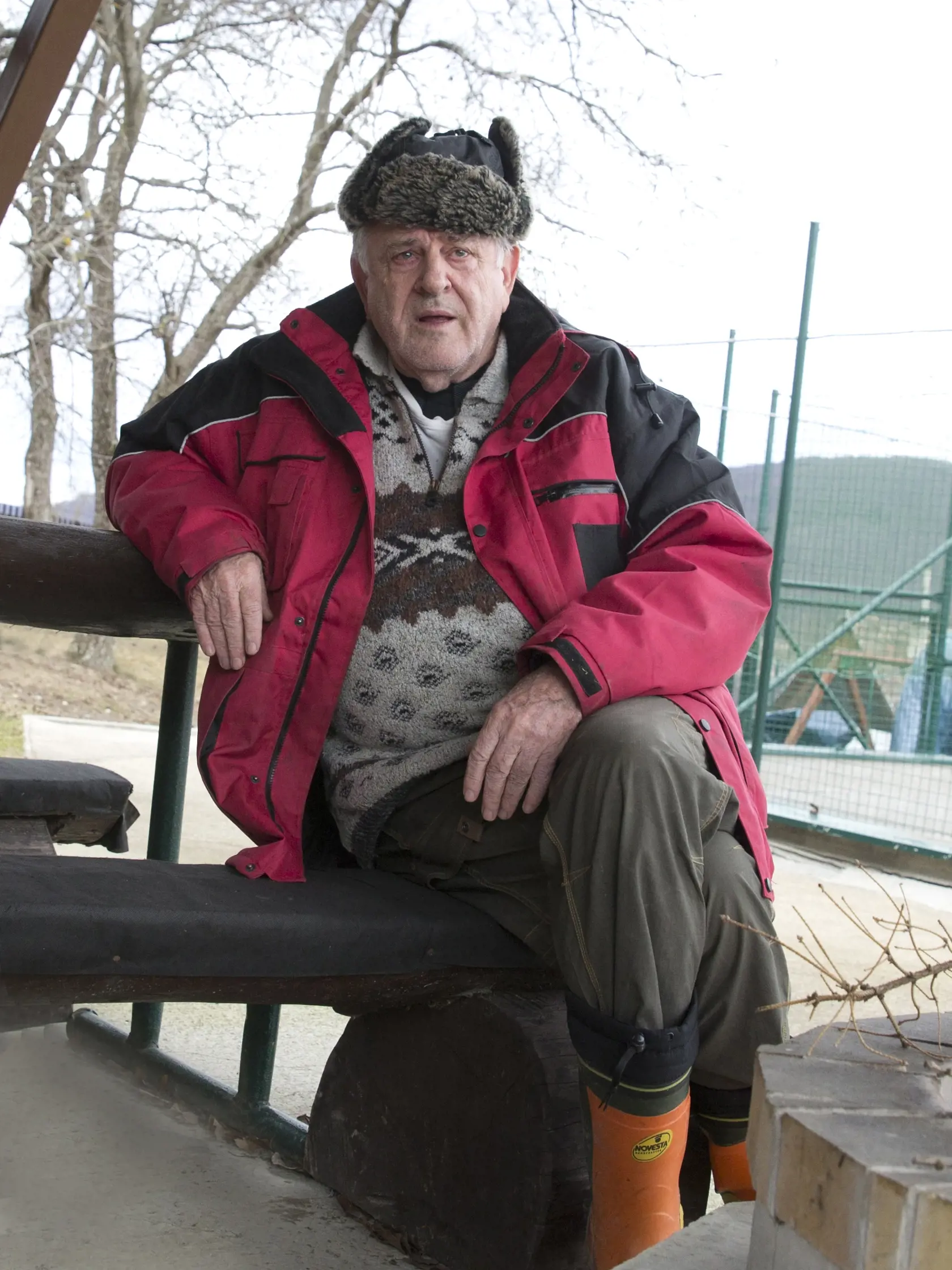 Vladimír Mečiar na svojom vidieckom sídle v Dolnej Porube.