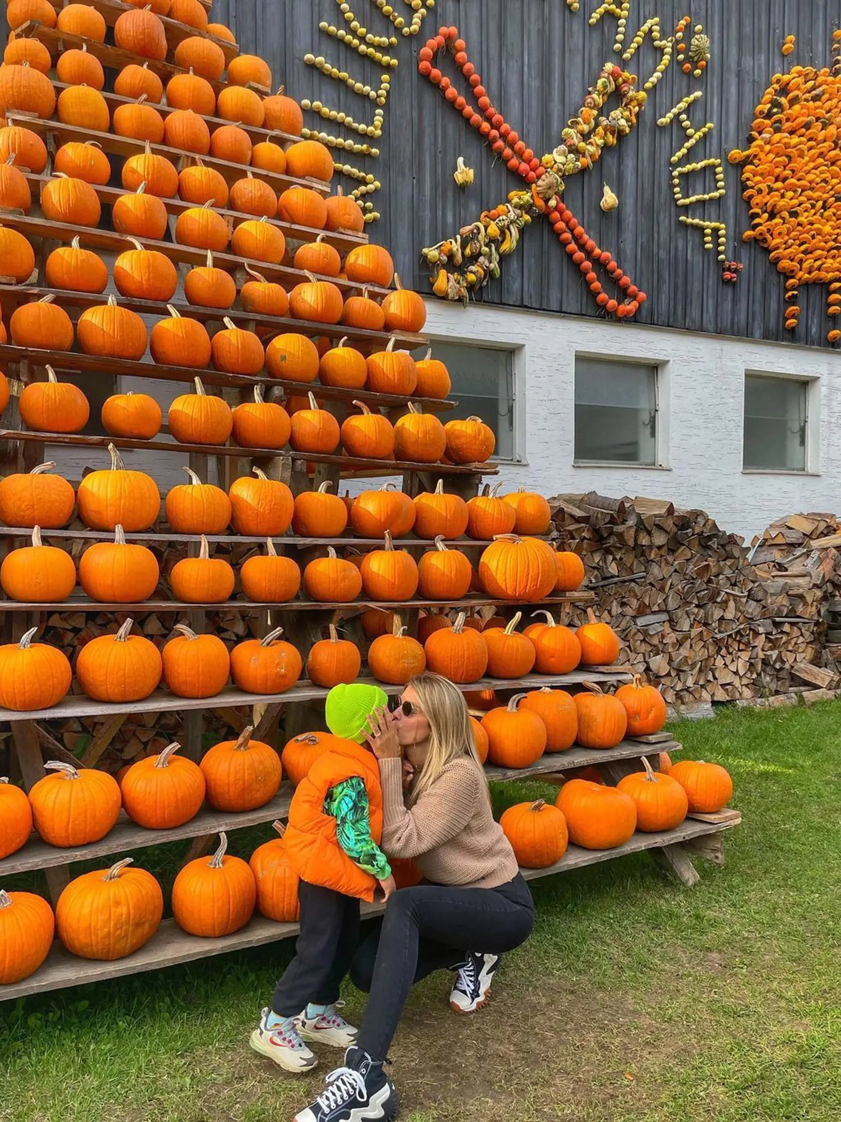 Jasmina Alagič rodine denne varí.