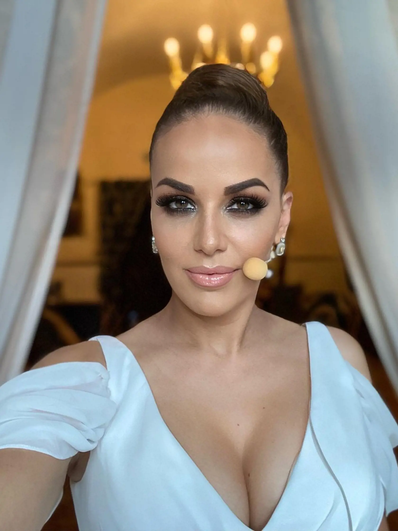Karin Haydu.