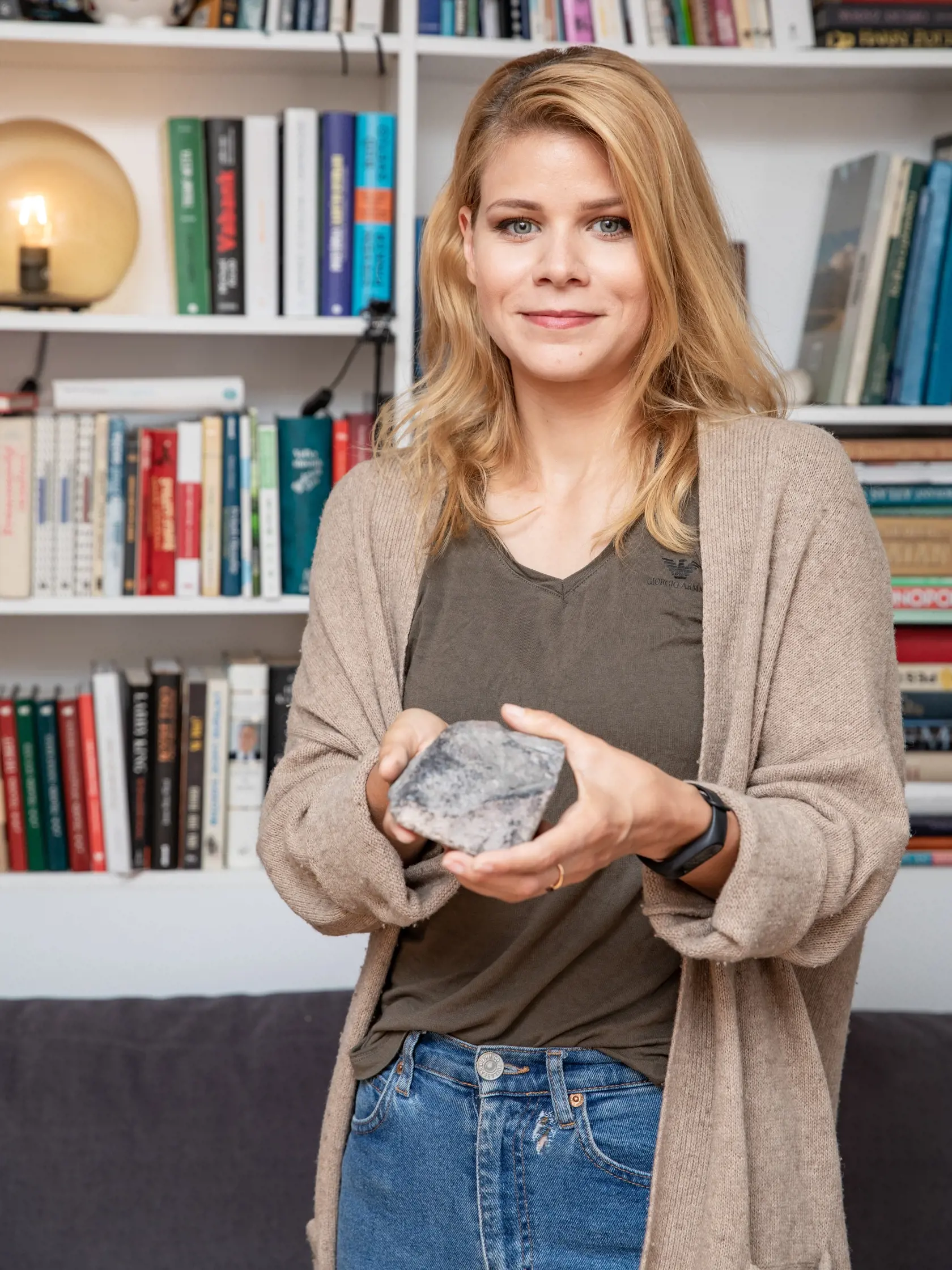 Na snímke je interiér bytu moderátora televizíe Markíza Michala Kovačiča a jeho manželky Zuzany Hanzelovéj.