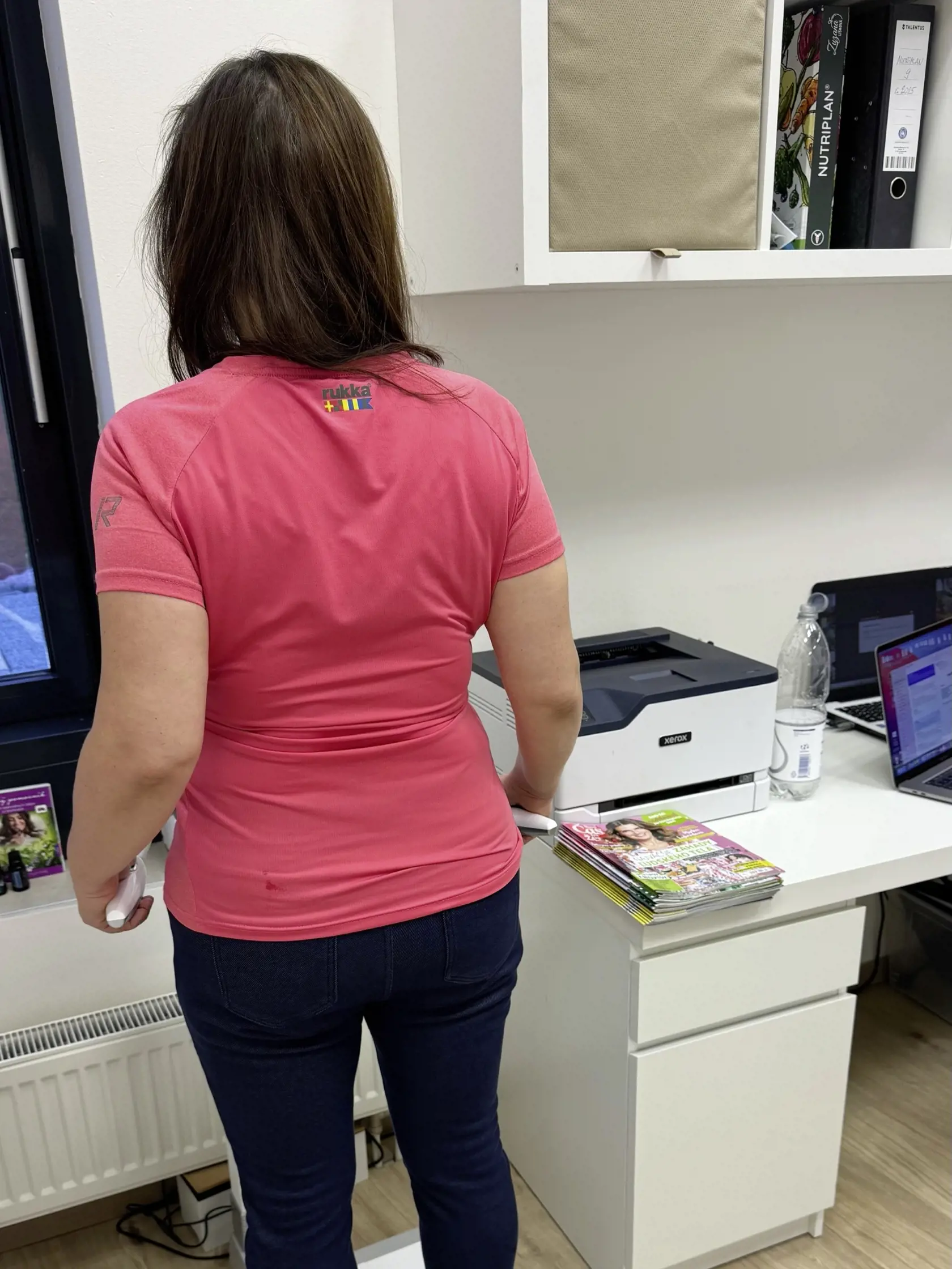 Zuzana Lišková ma odvážila a vzápätí softvér vyhodnotil všetky údaje. Potešili ma všetky hodnoty, nielen váha, ktorá šla dole.